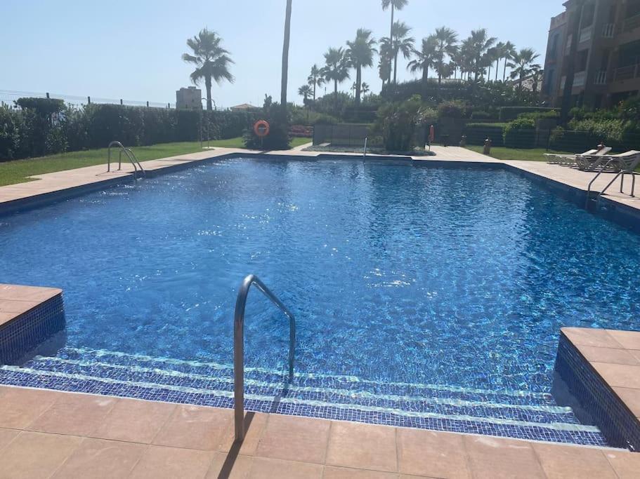 La Perla Beachfront 3 bed Apartment Casares Costa