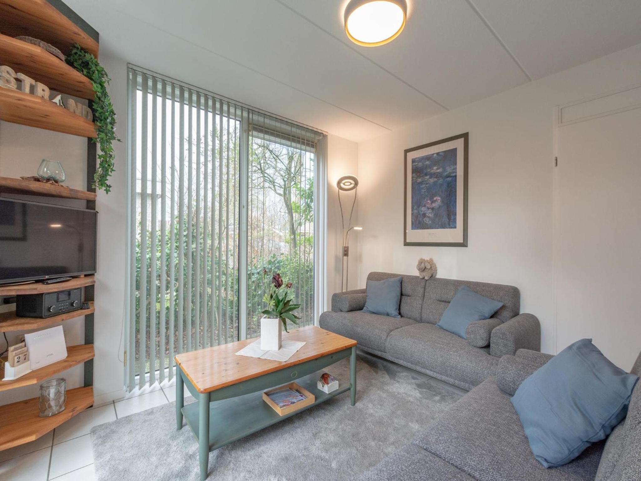 Holiday Home near Dutch Beach with Pool view 4