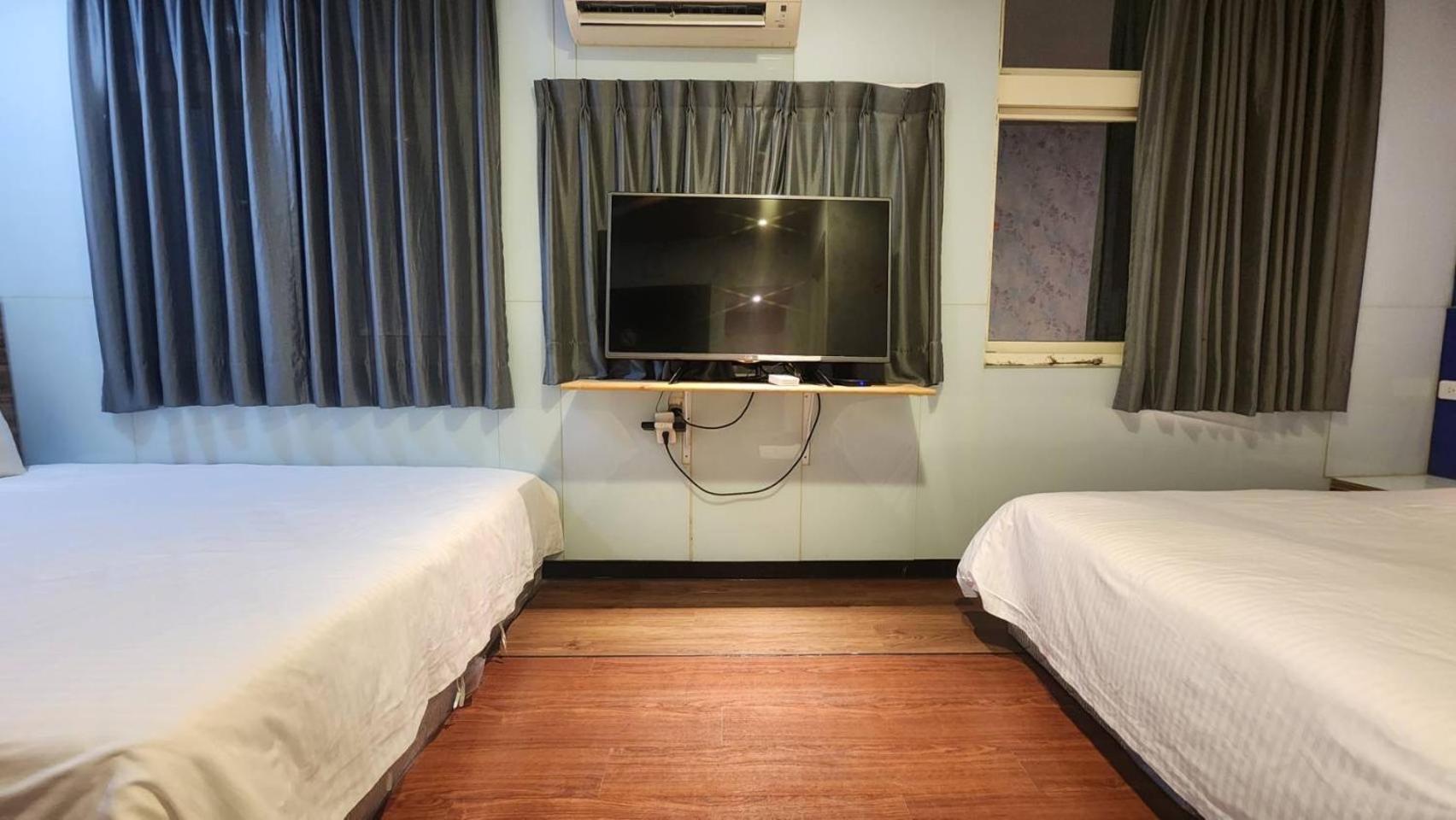 Yung Feng Hotel