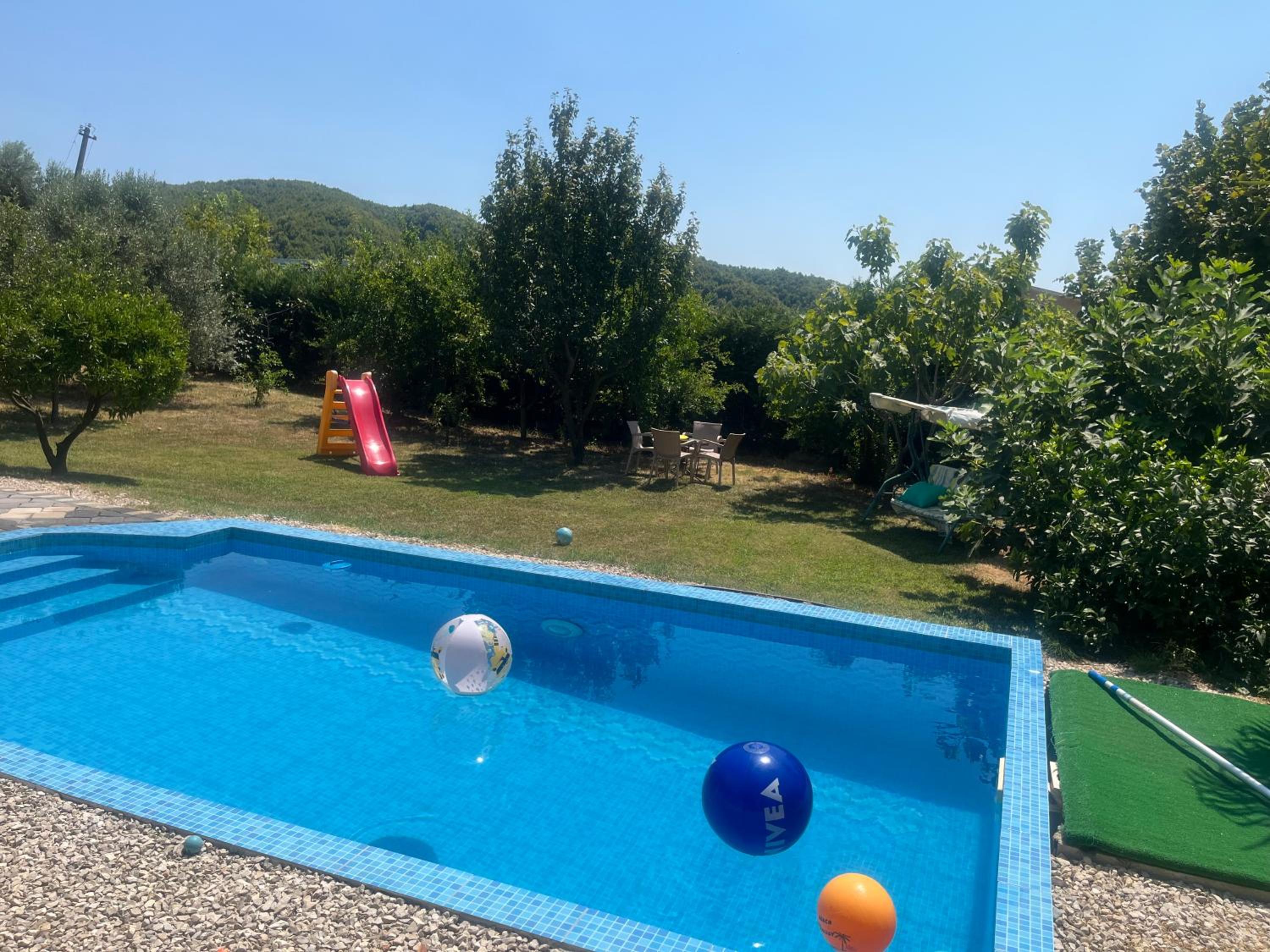 Ferienhaus M&M mit Außenpool