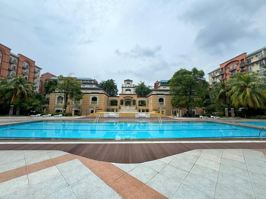 Kalizta Suites