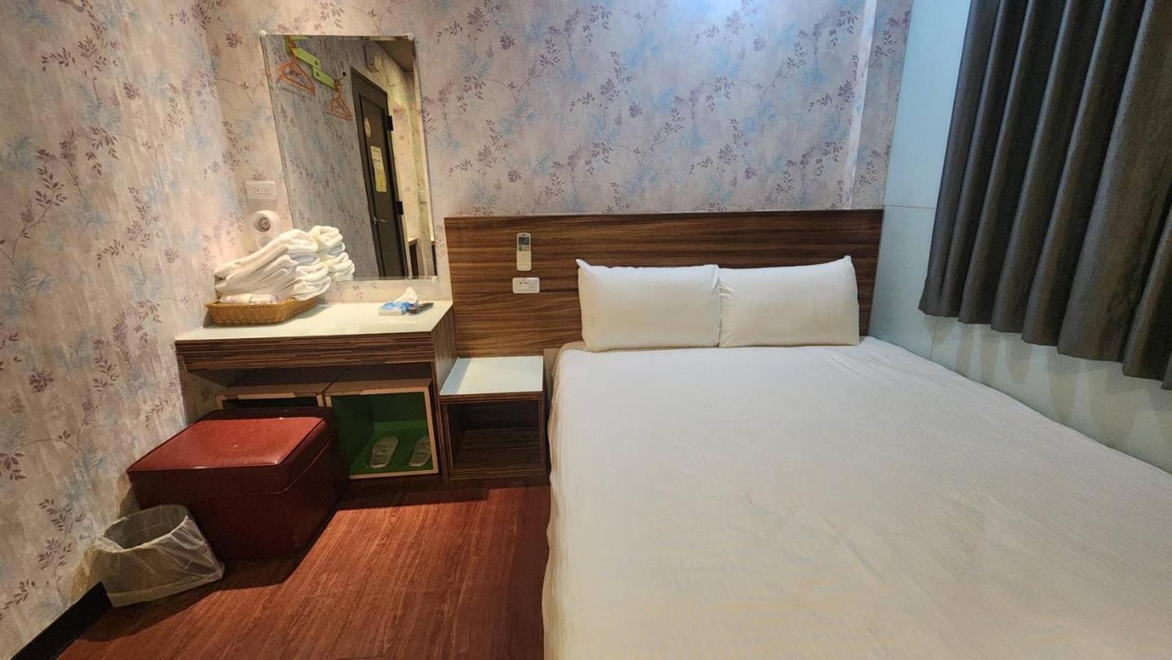 Yung Feng Hotel