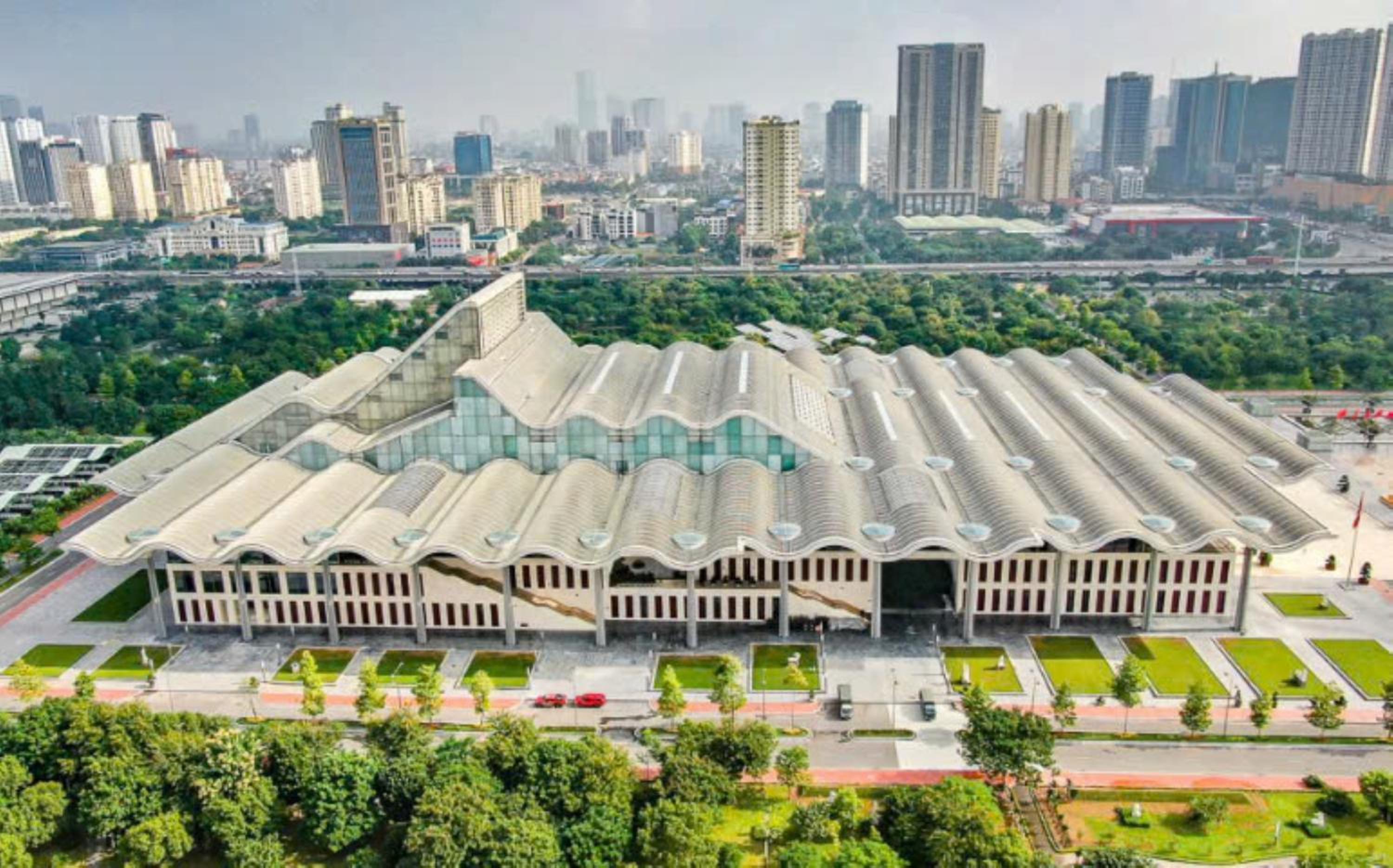 Vinhomes Westpoint by National Convention Center