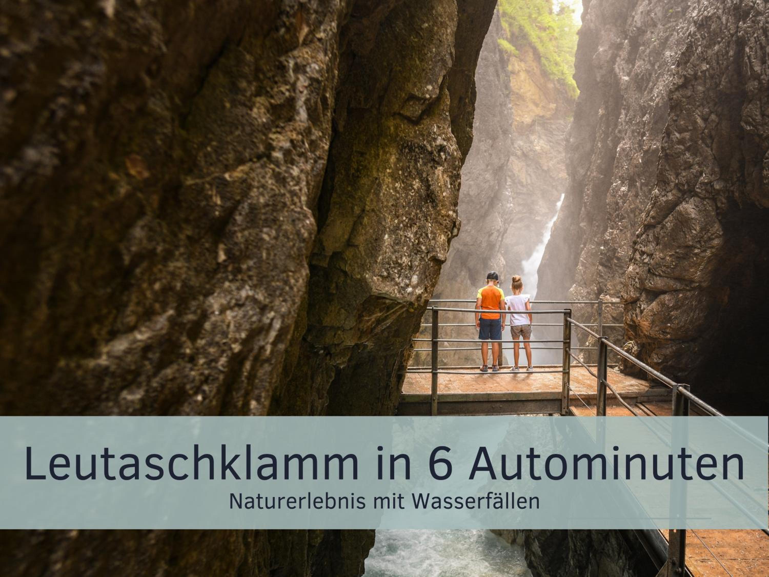 Die Karwendelsuite - 5 Sterne FeWo mit bestem Bergblick, zentrumsnah & ruhig gelegen, familienfreundlich