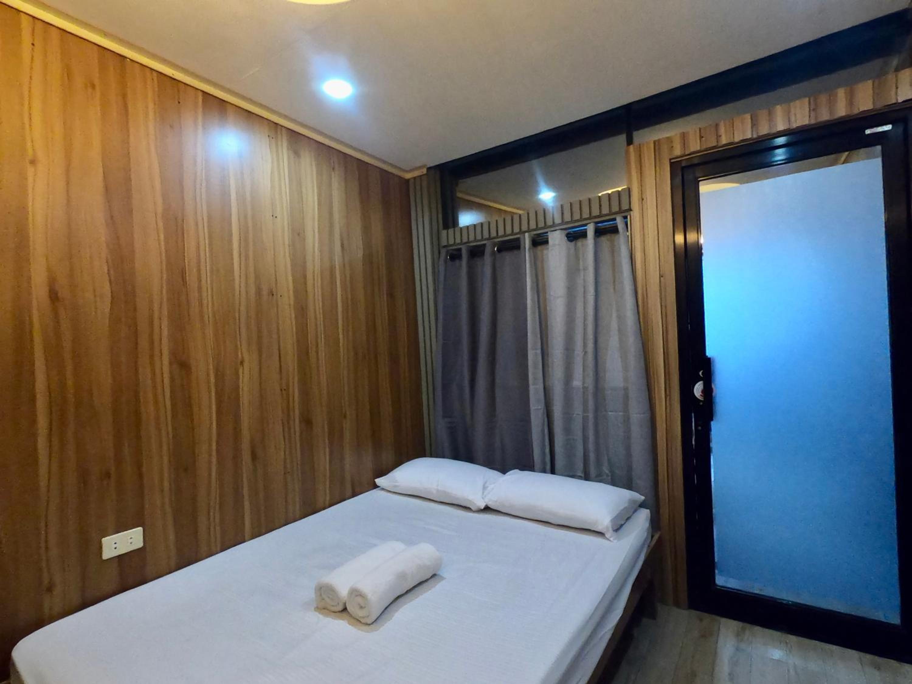 Ikhaya Budget Accommodation view 4