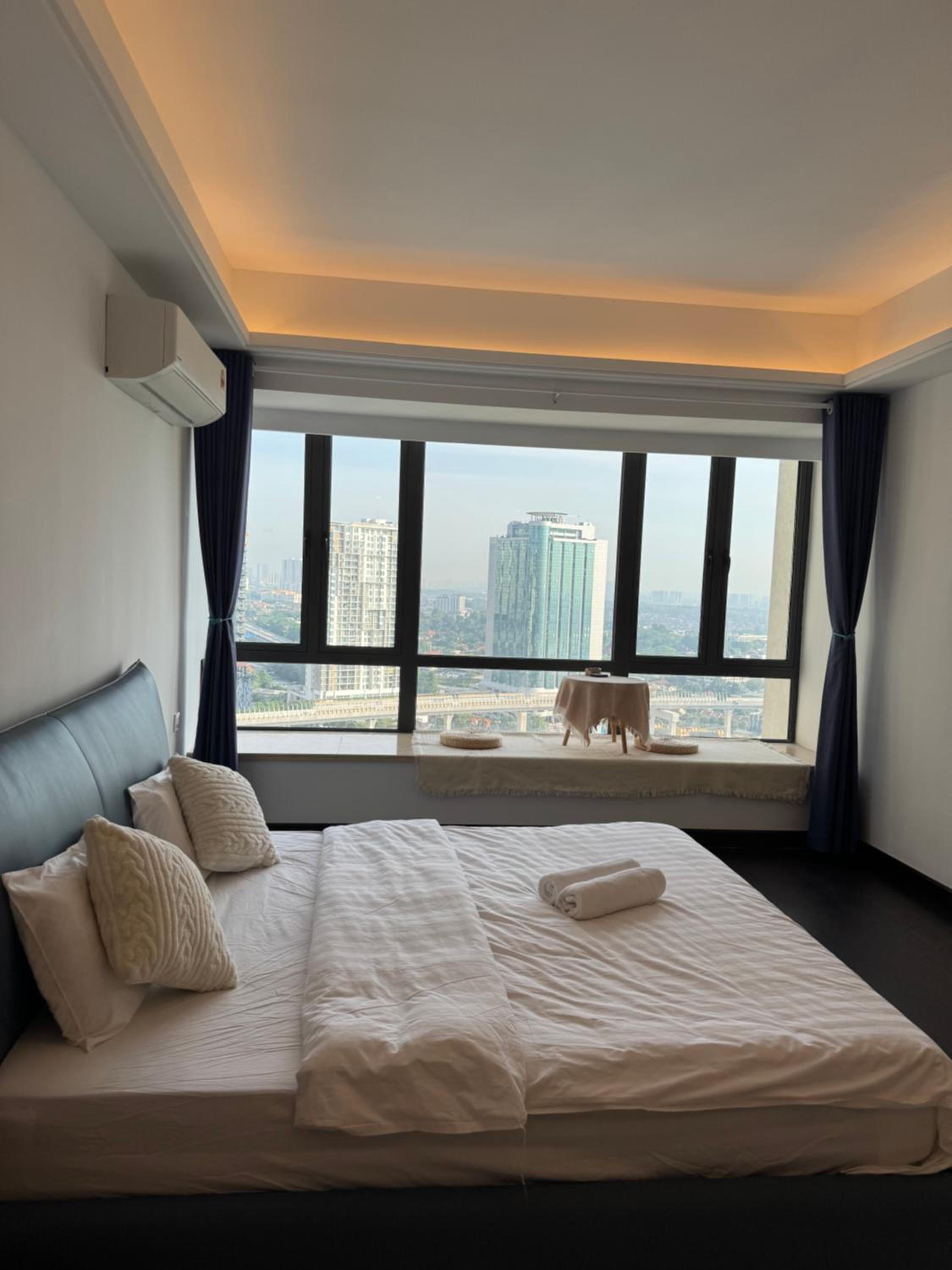 Simple Suites