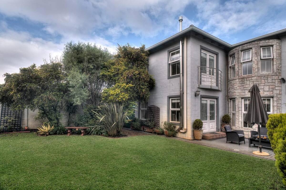 Hotel TUSCAN VILLA FELICE near West Coast - Image 1