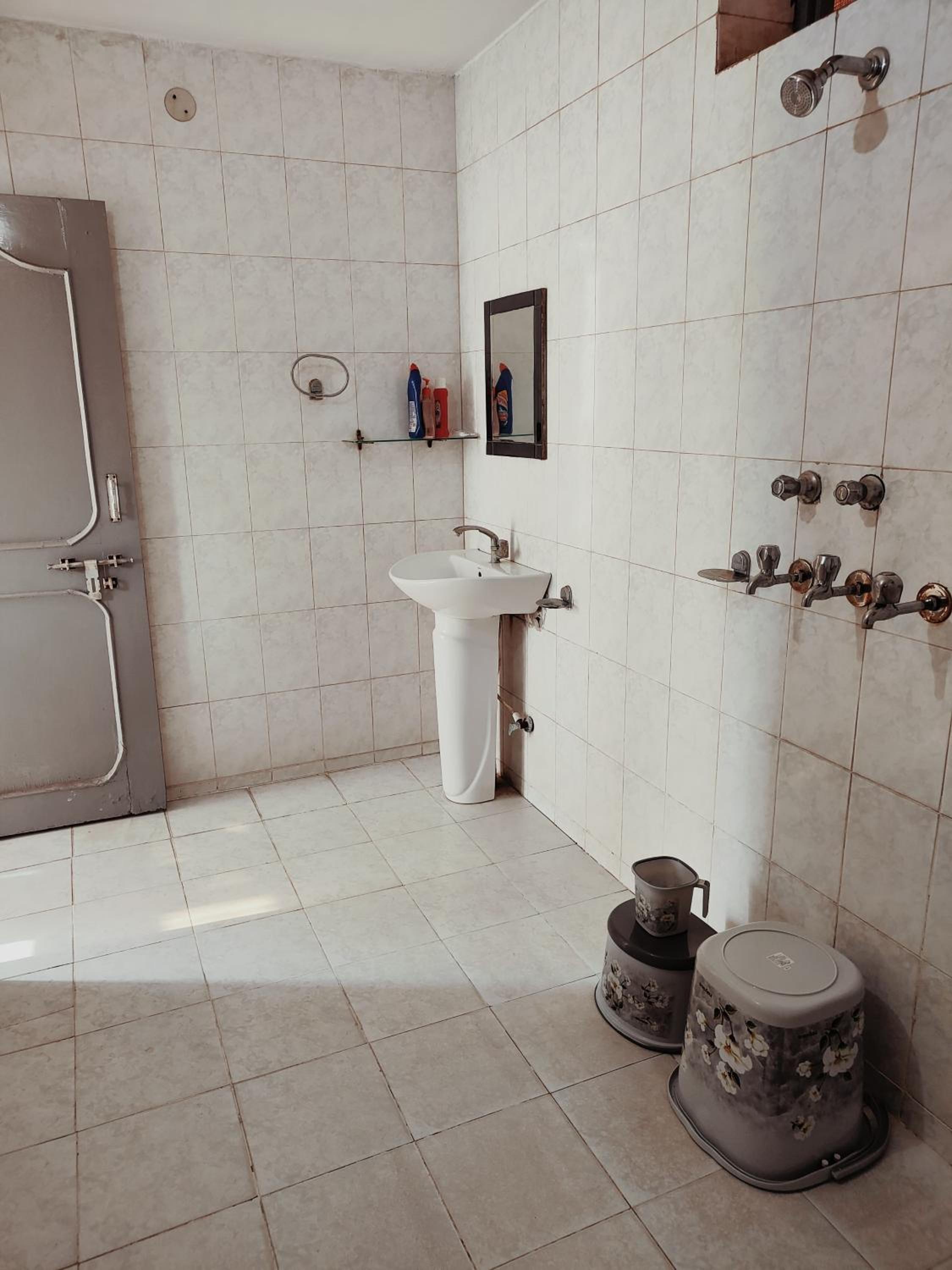 Shantiniketan 4BHK Comfortable Family Stay in Ayodhya view 4