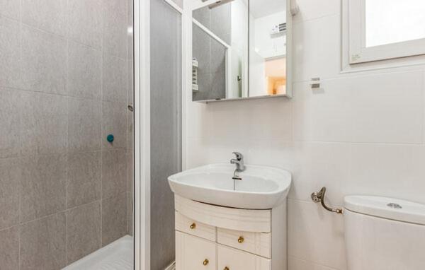 Fräsch duplex med havsutsikt