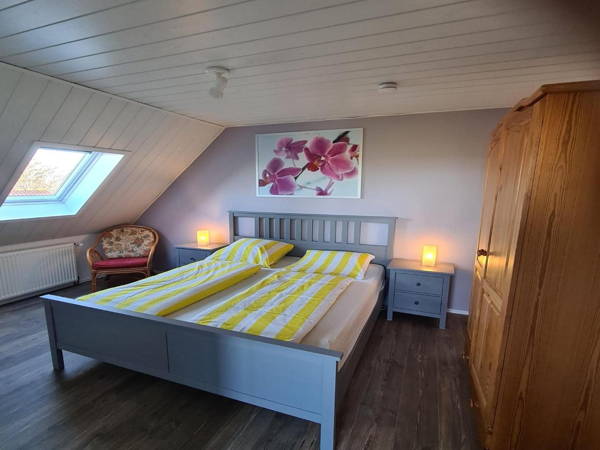 Apartment in NeBmersiel mit Terrasse
