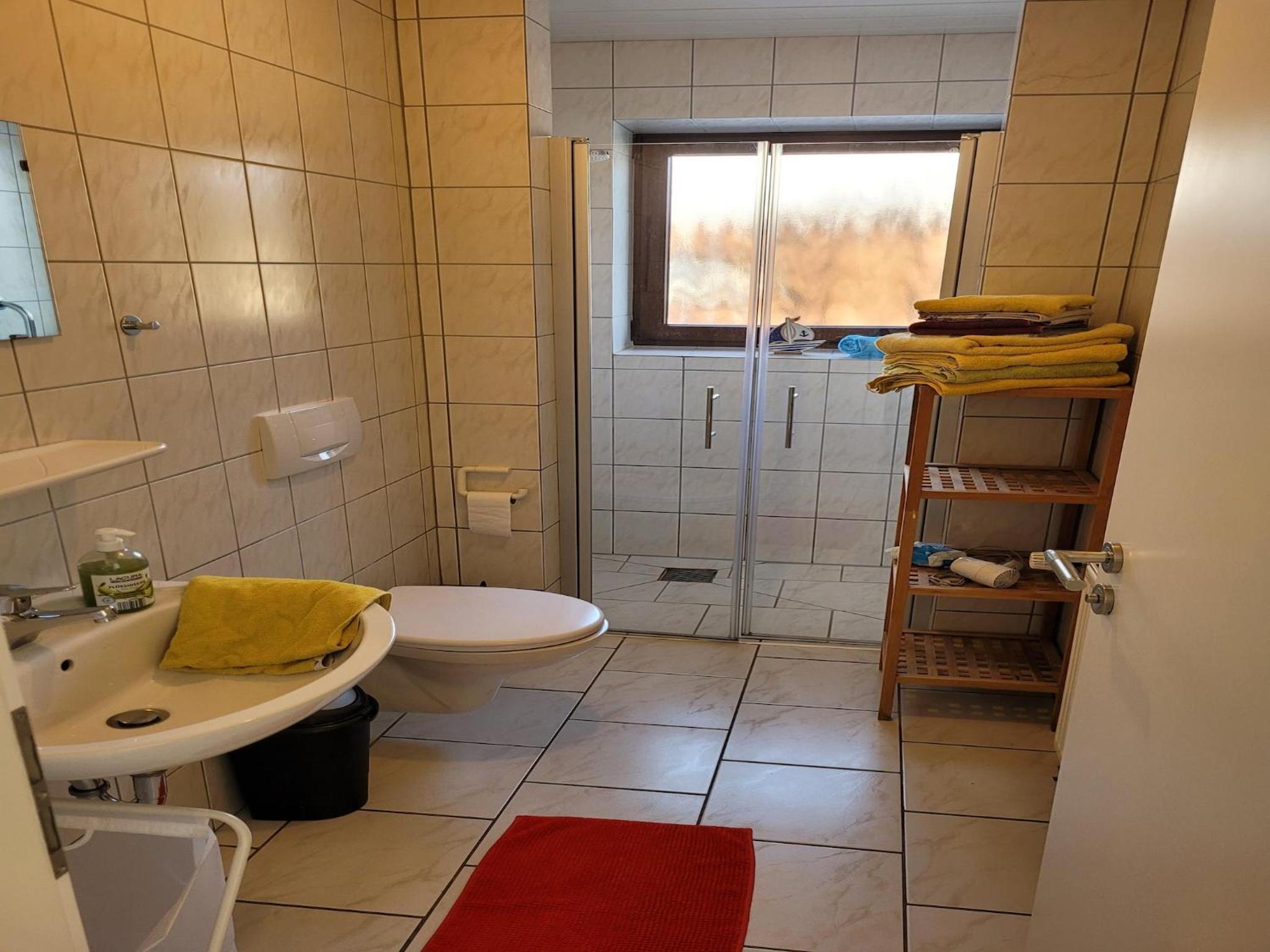 Apartment in NeBmersiel mit Terrasse