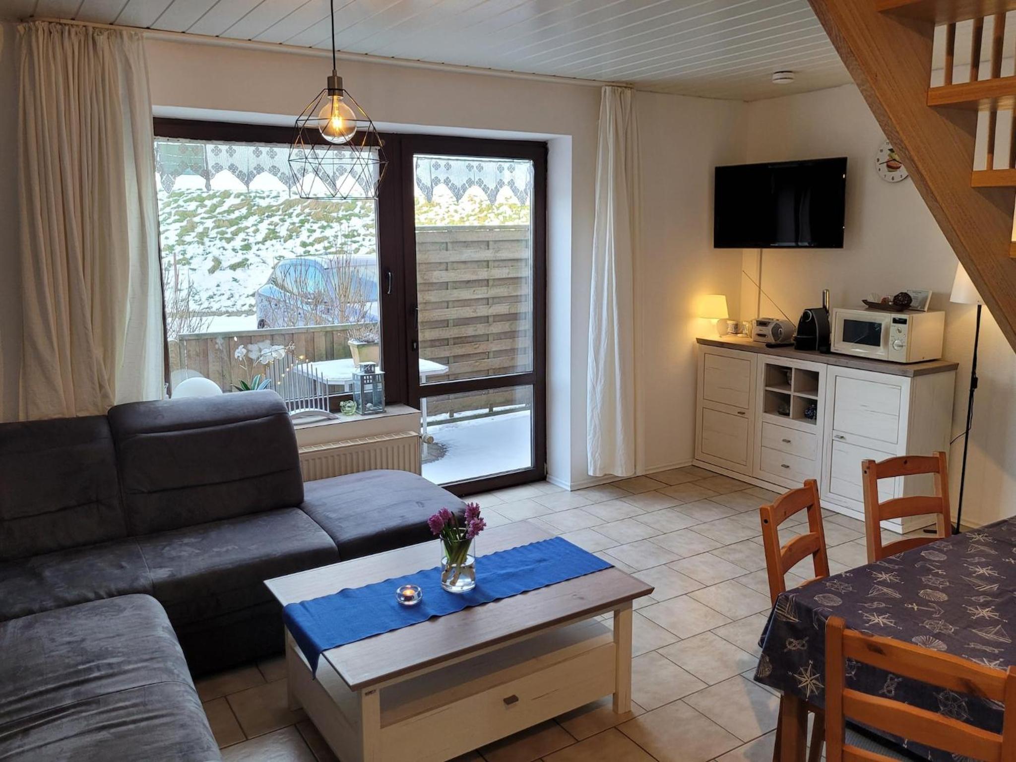 Apartment in NeBmersiel mit Terrasse