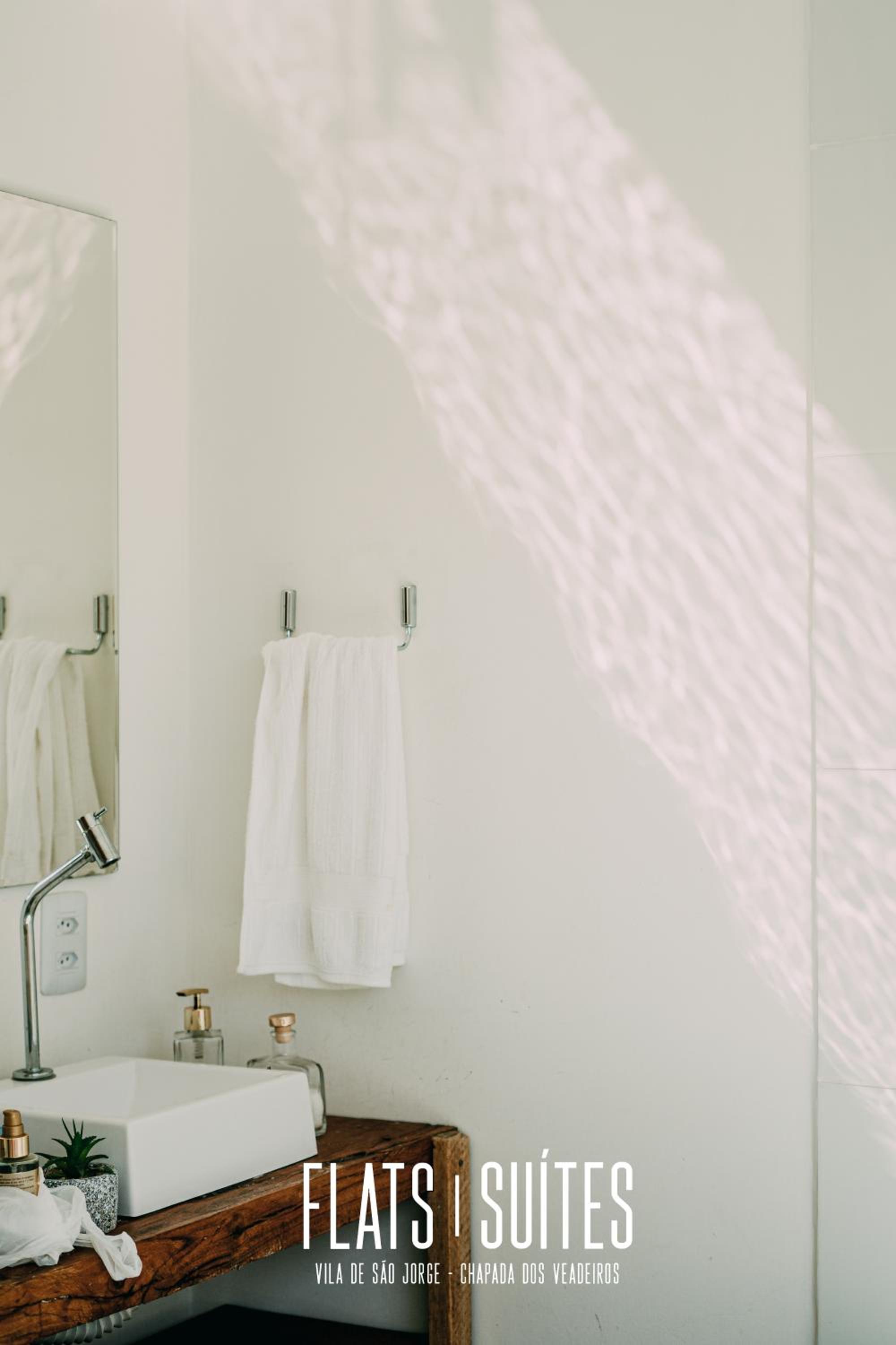 FLATS SUITE - Experiência e Conforto na charmosa Vila de São Jorge, Goiás
