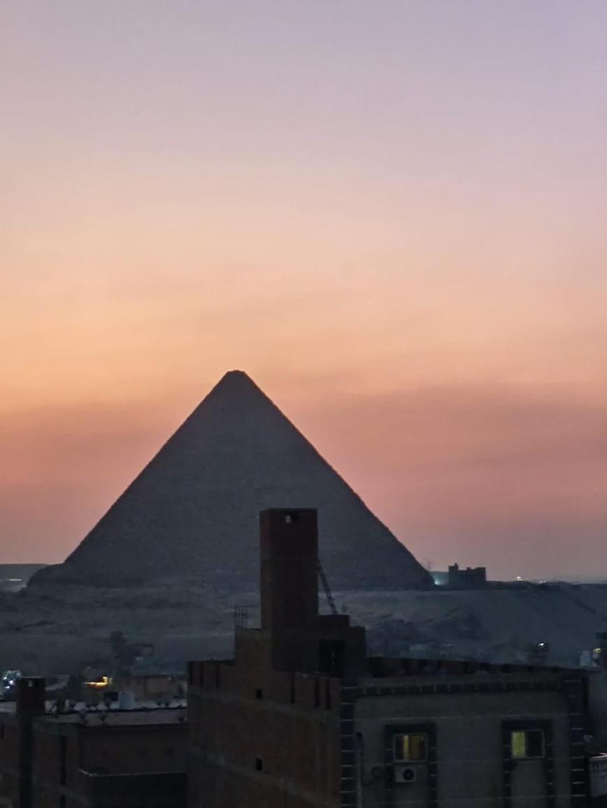 Nino Pyramids Boutique