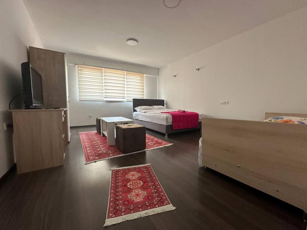 Huke Apartments