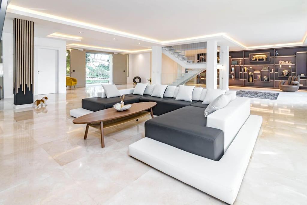 Villa Mercedes