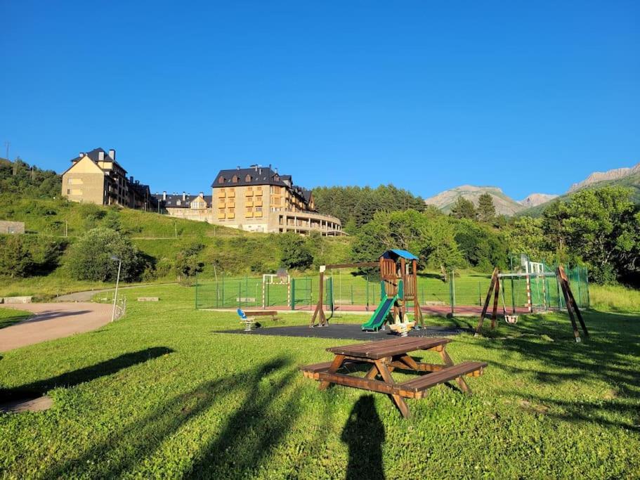 Cómodo y Soleado apartamento en Panticosa