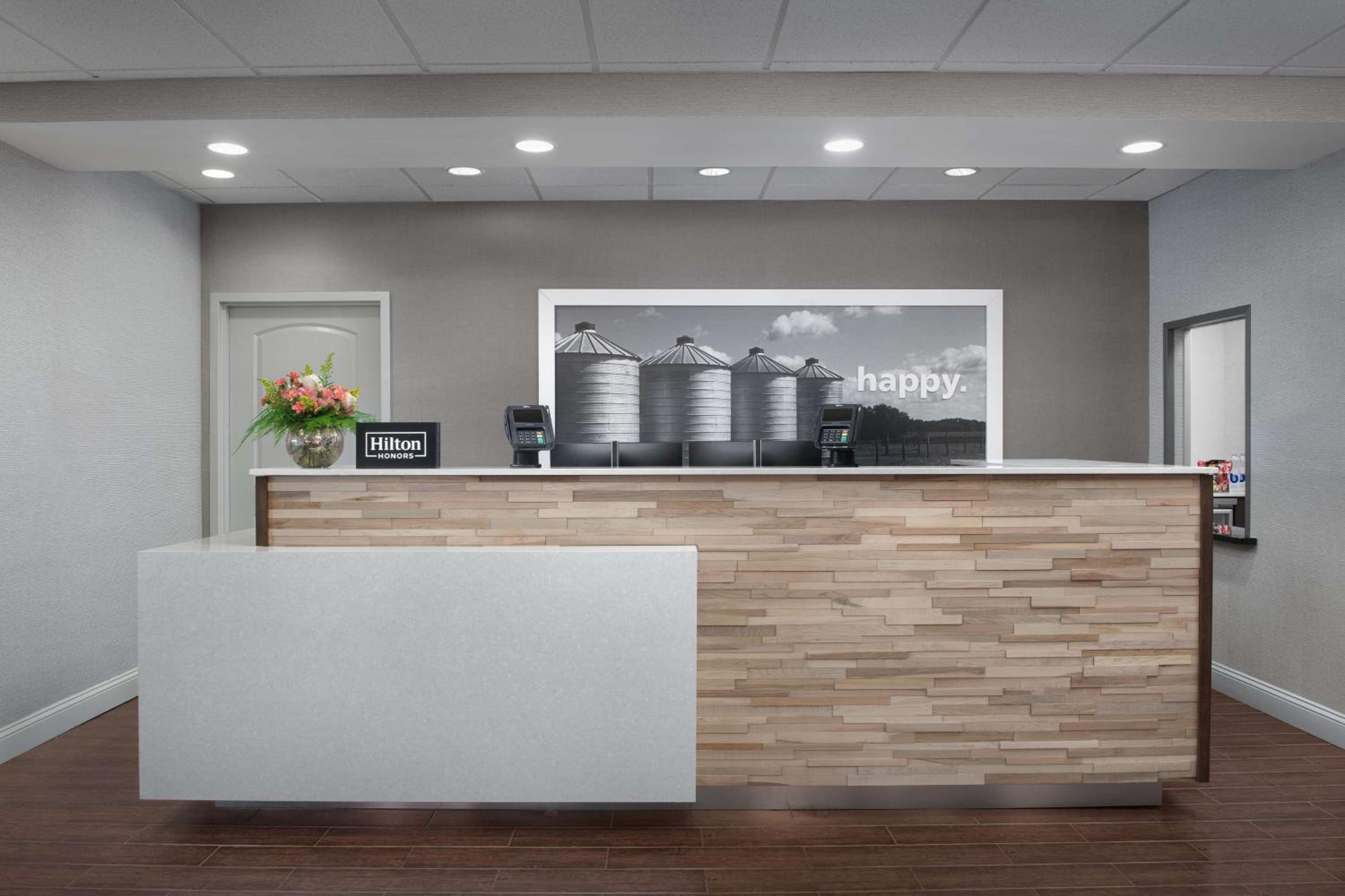 Statesboro Vacations - Hampton Inn Statesboro - Property Image 4