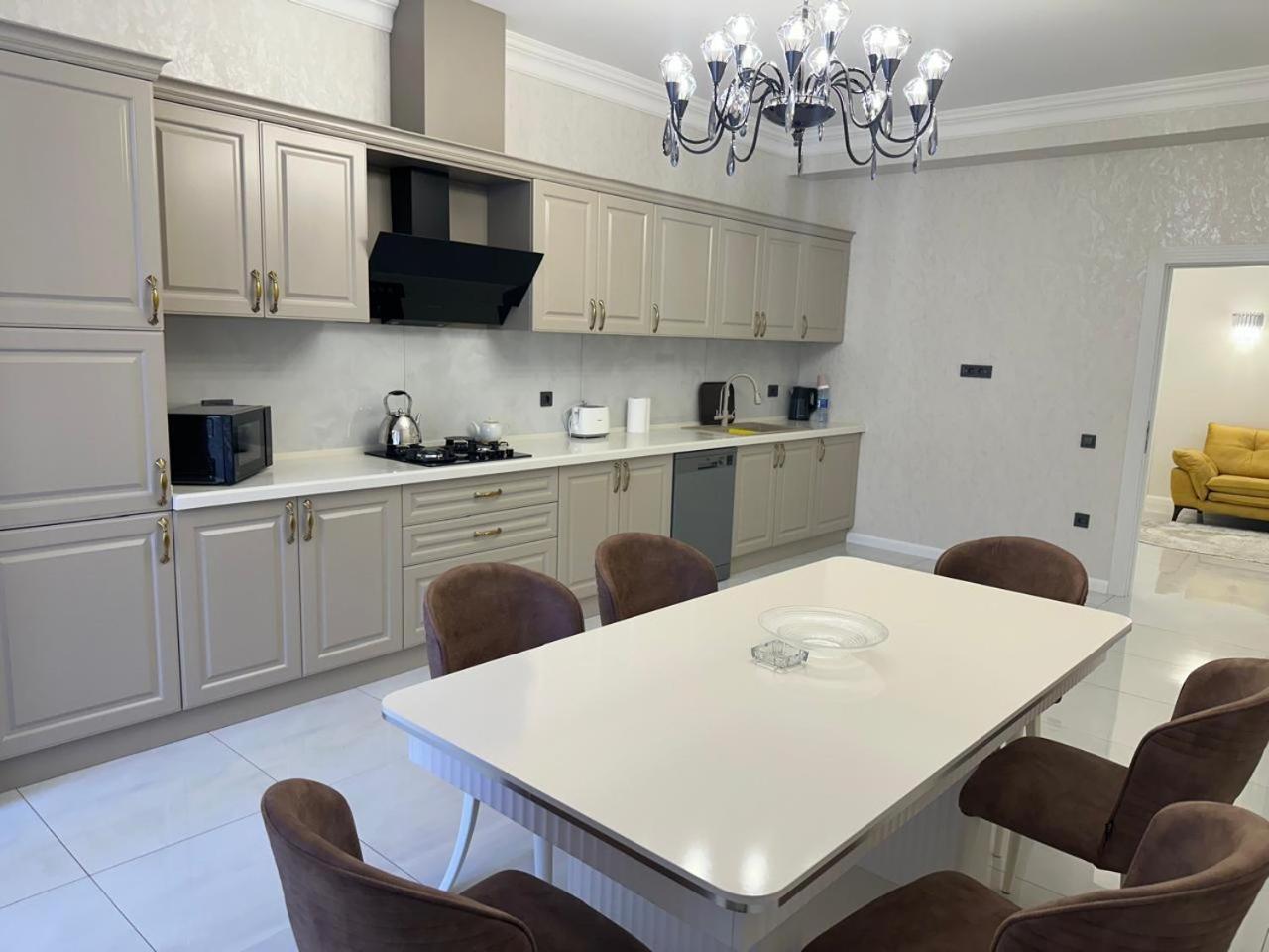 Avangard style New apartment