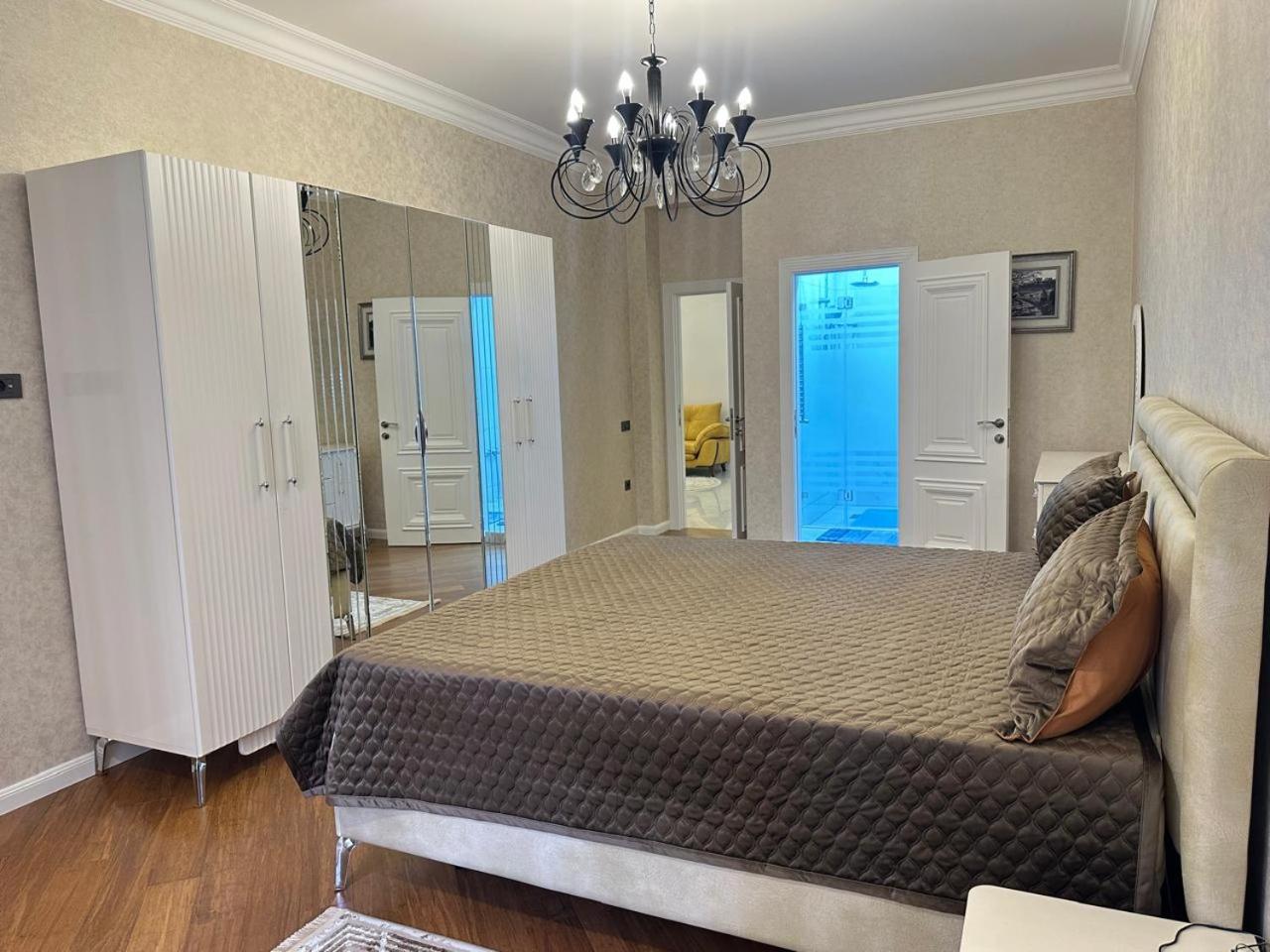 Avangard style New apartment