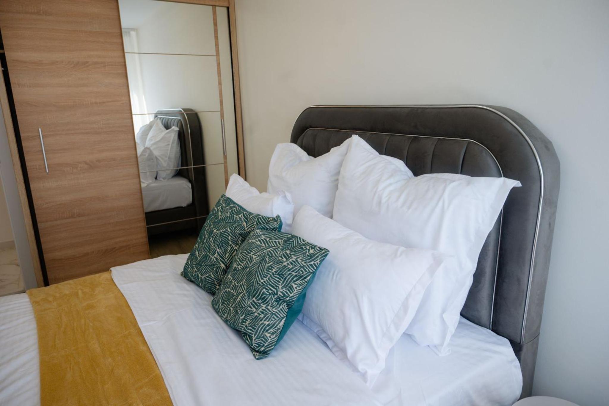 Helen Apartment