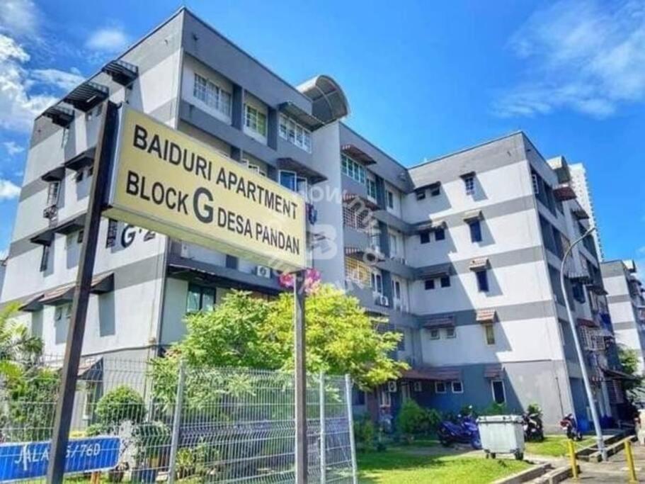 3BR Family Stay at Desa Pandan KL ready Wifi Netflix