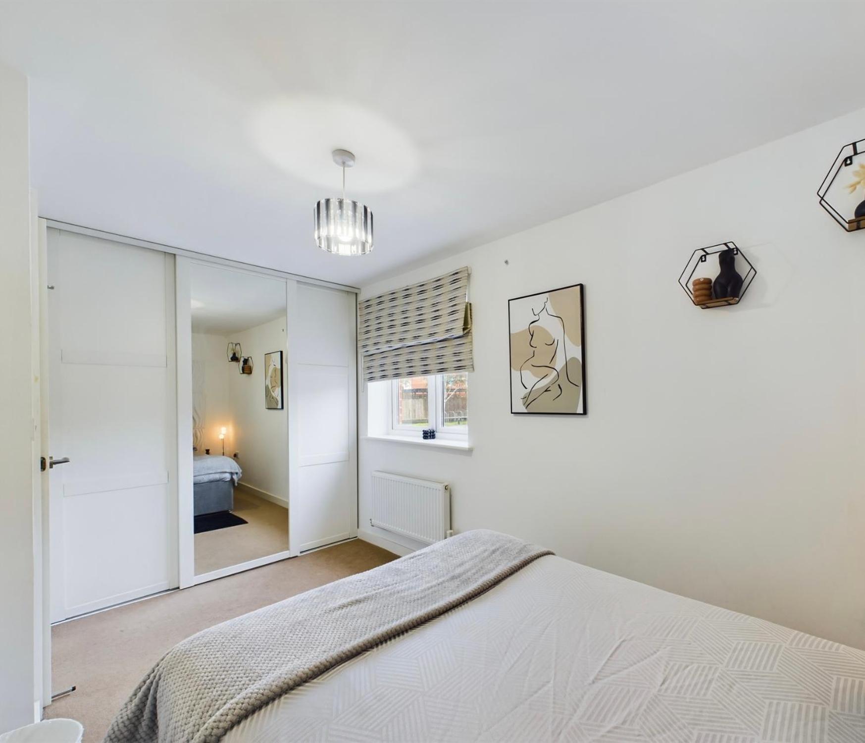 Modern 2 bed city apartment with private parking view 4