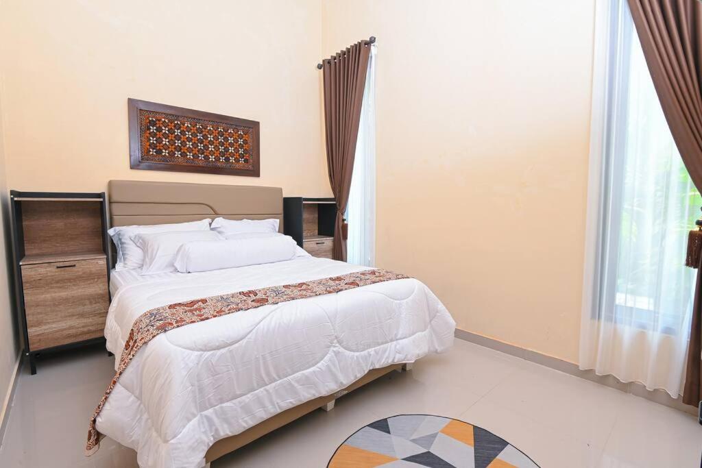 Villa de Tristan Yogyakarta view 3