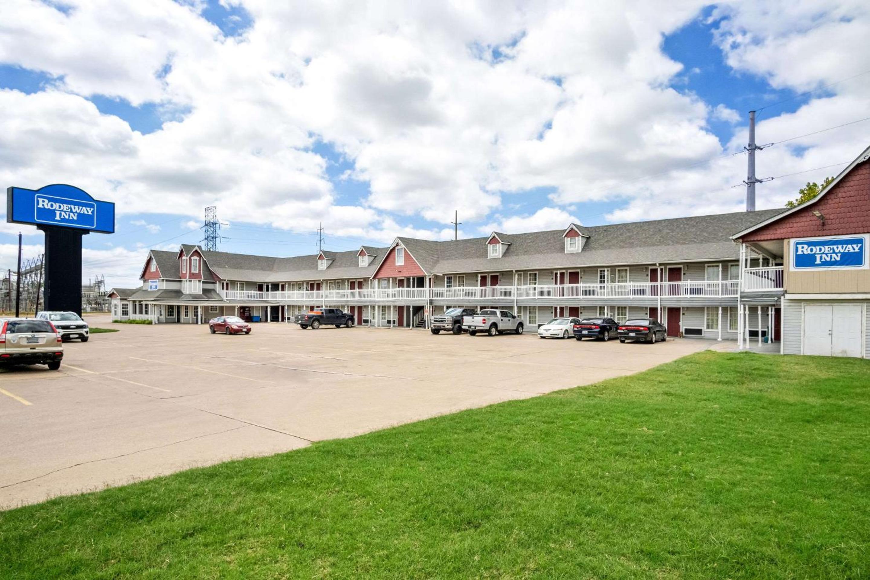Rodeway Inn Waco Downtown near University
