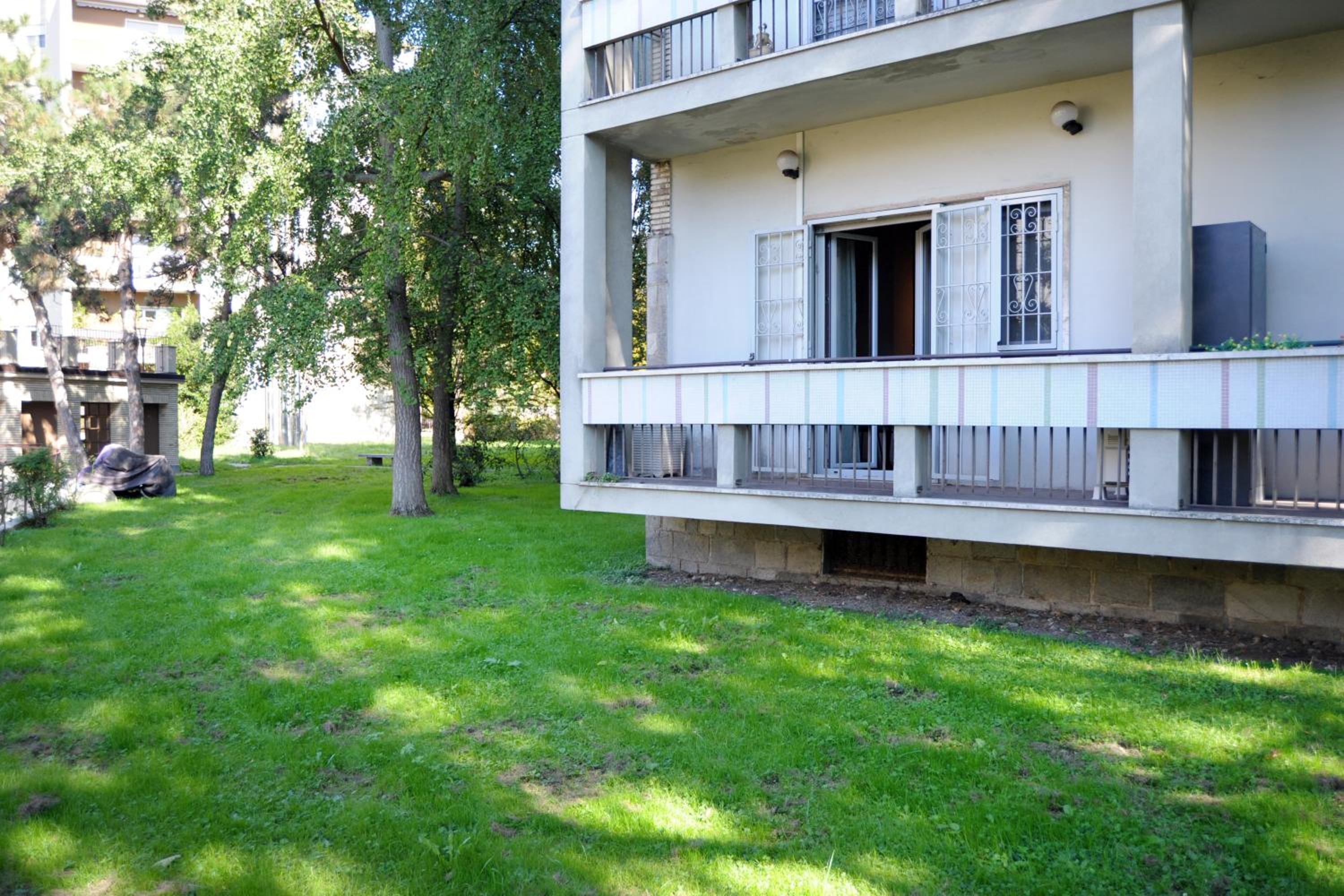 Gambara Apartment