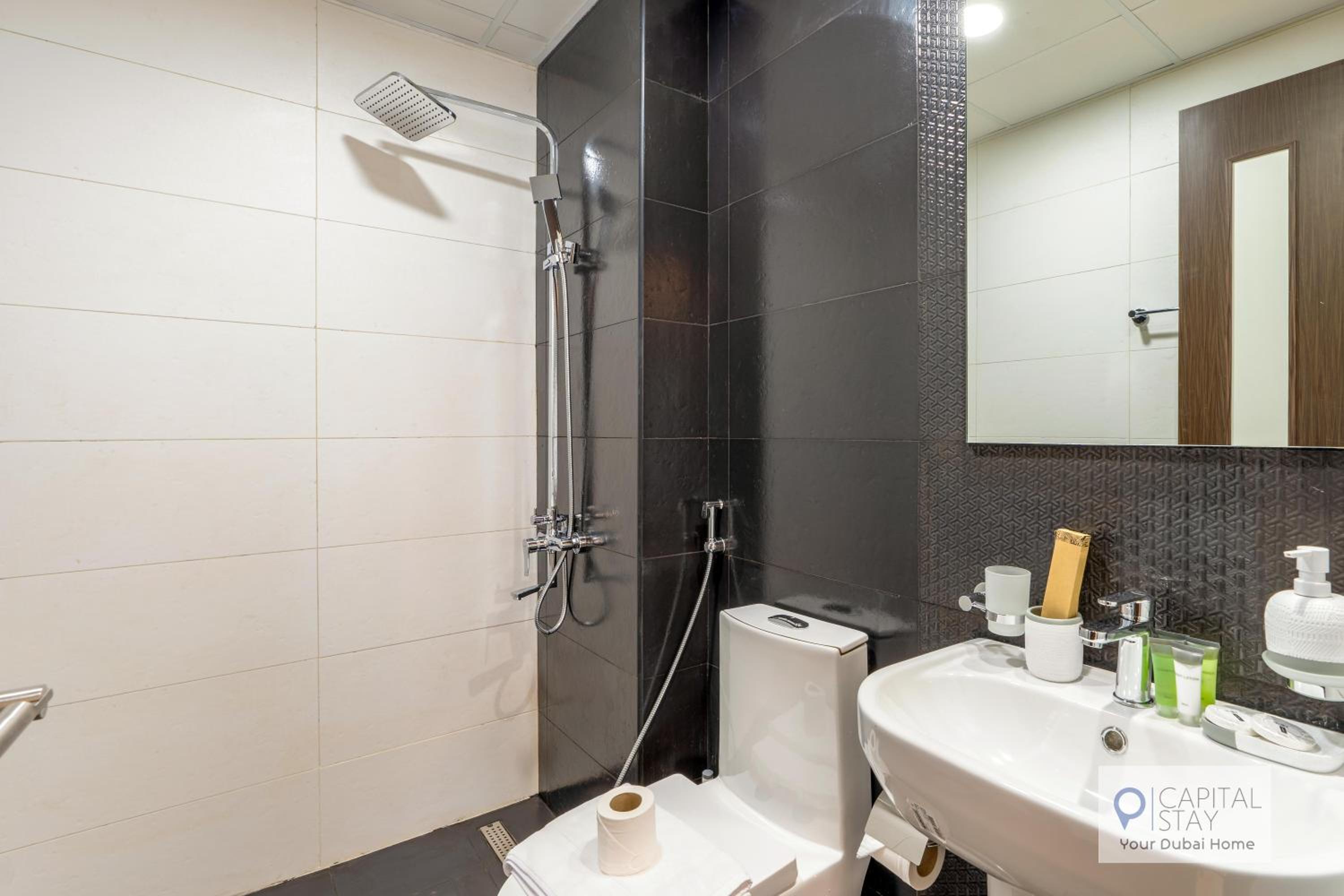 Capital Stay - Cozy Studio in Liwan Dubai