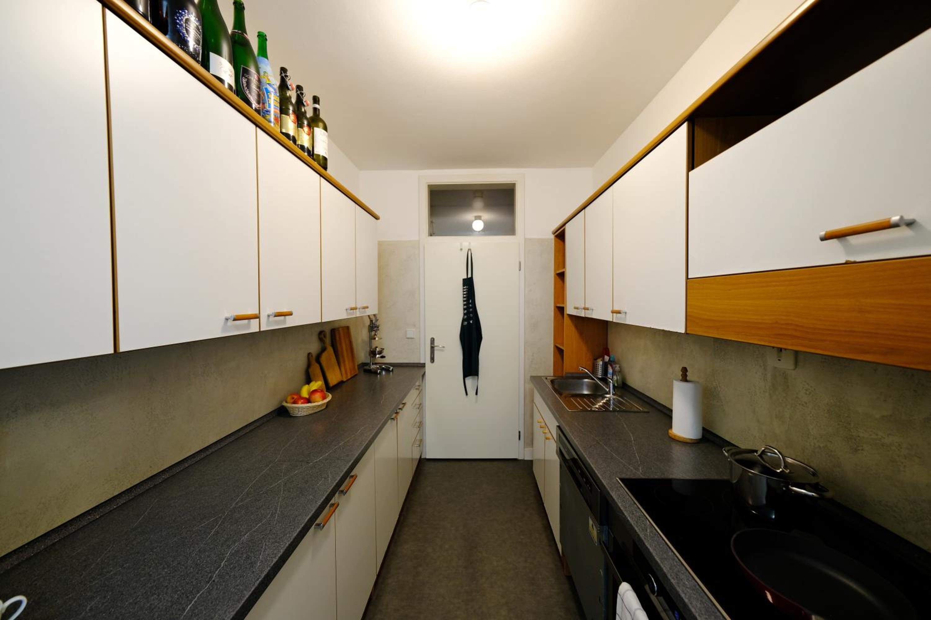 ViDa Prostorný 220 m2 3BR Apartmán s Krbem a Zahradou, Ideální pro Rodiny