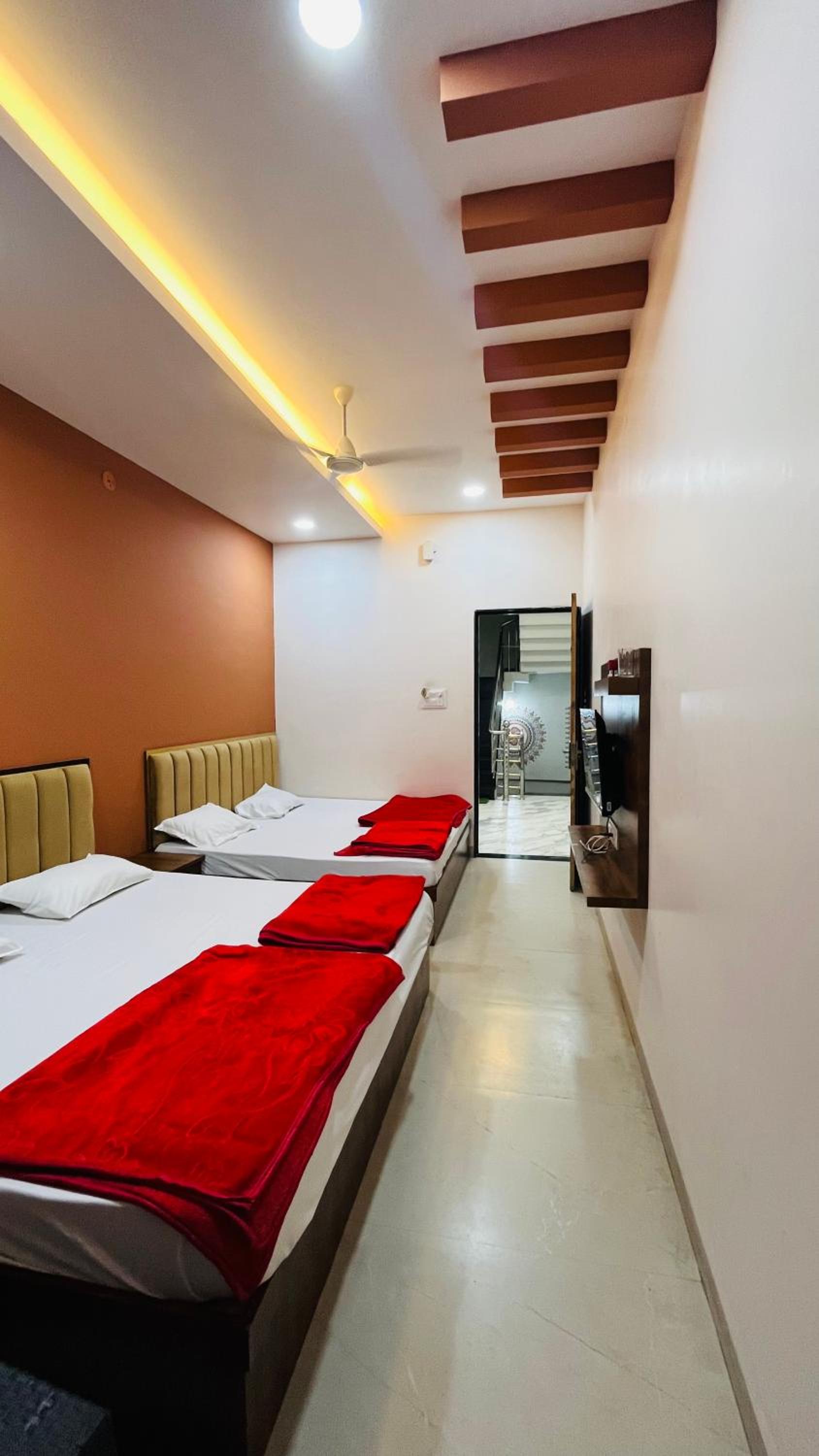 Hotel Tirupati Ujjain