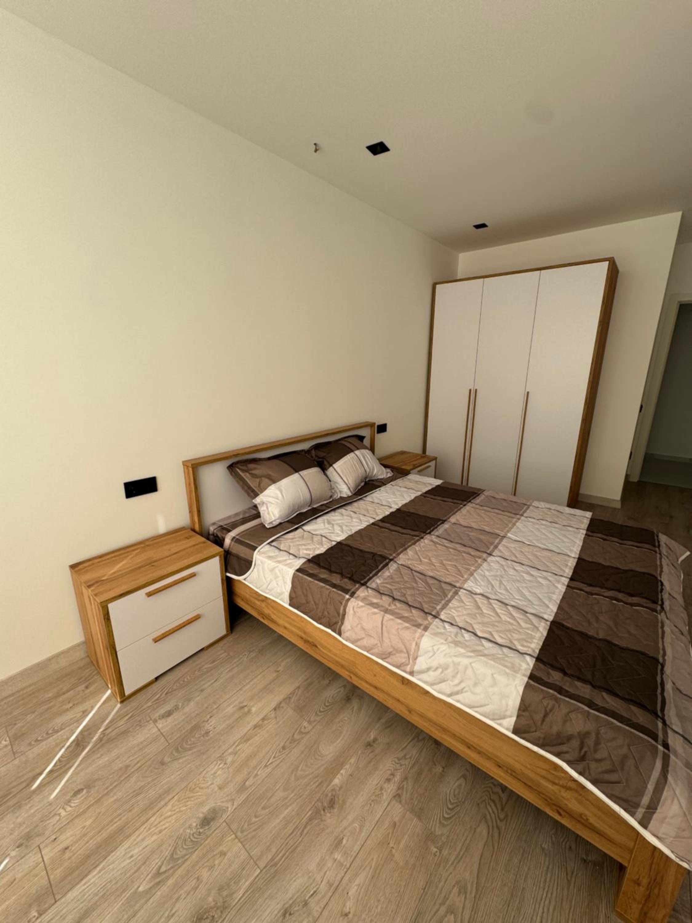Gloria Apartment