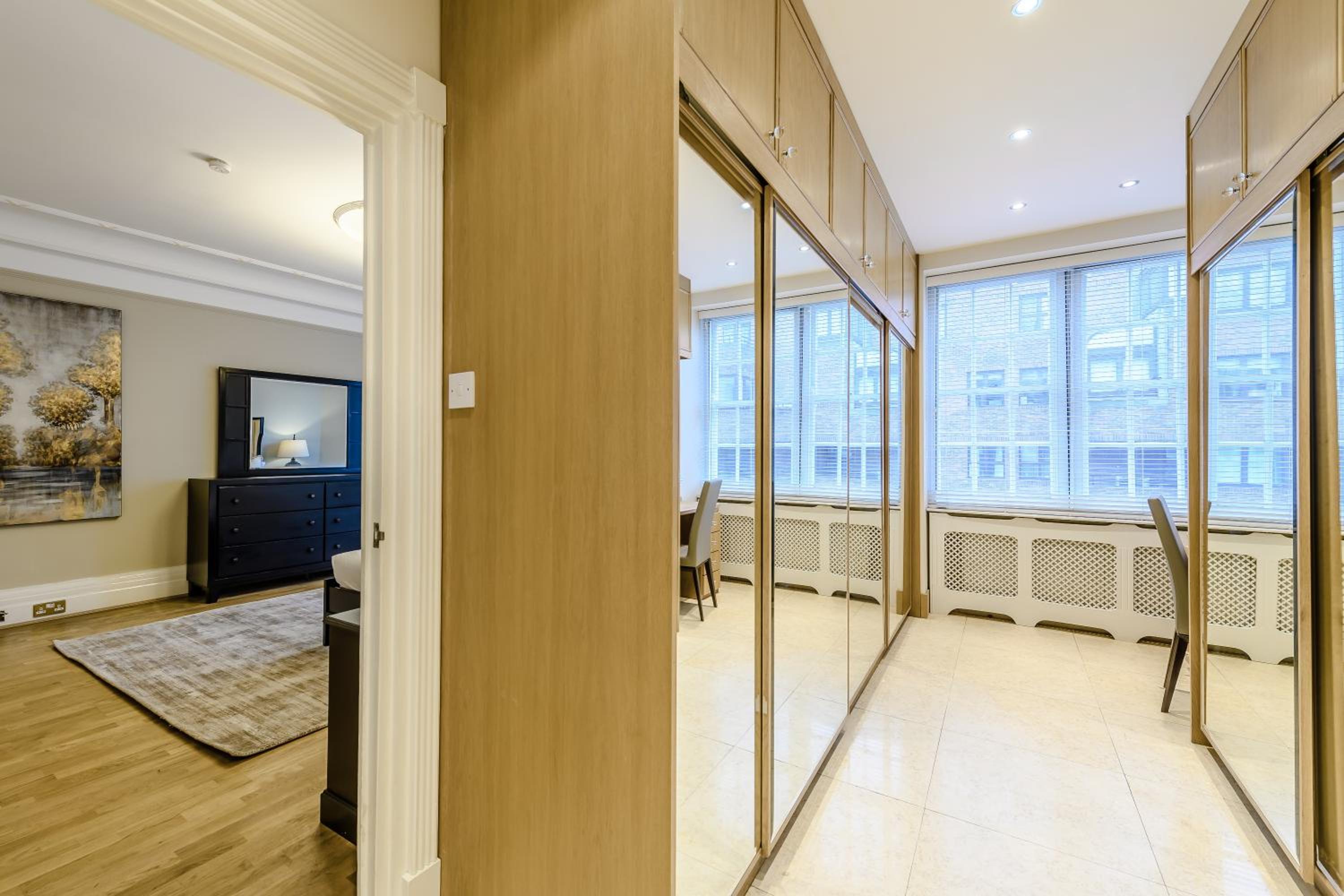 Strathmore Court Apartments