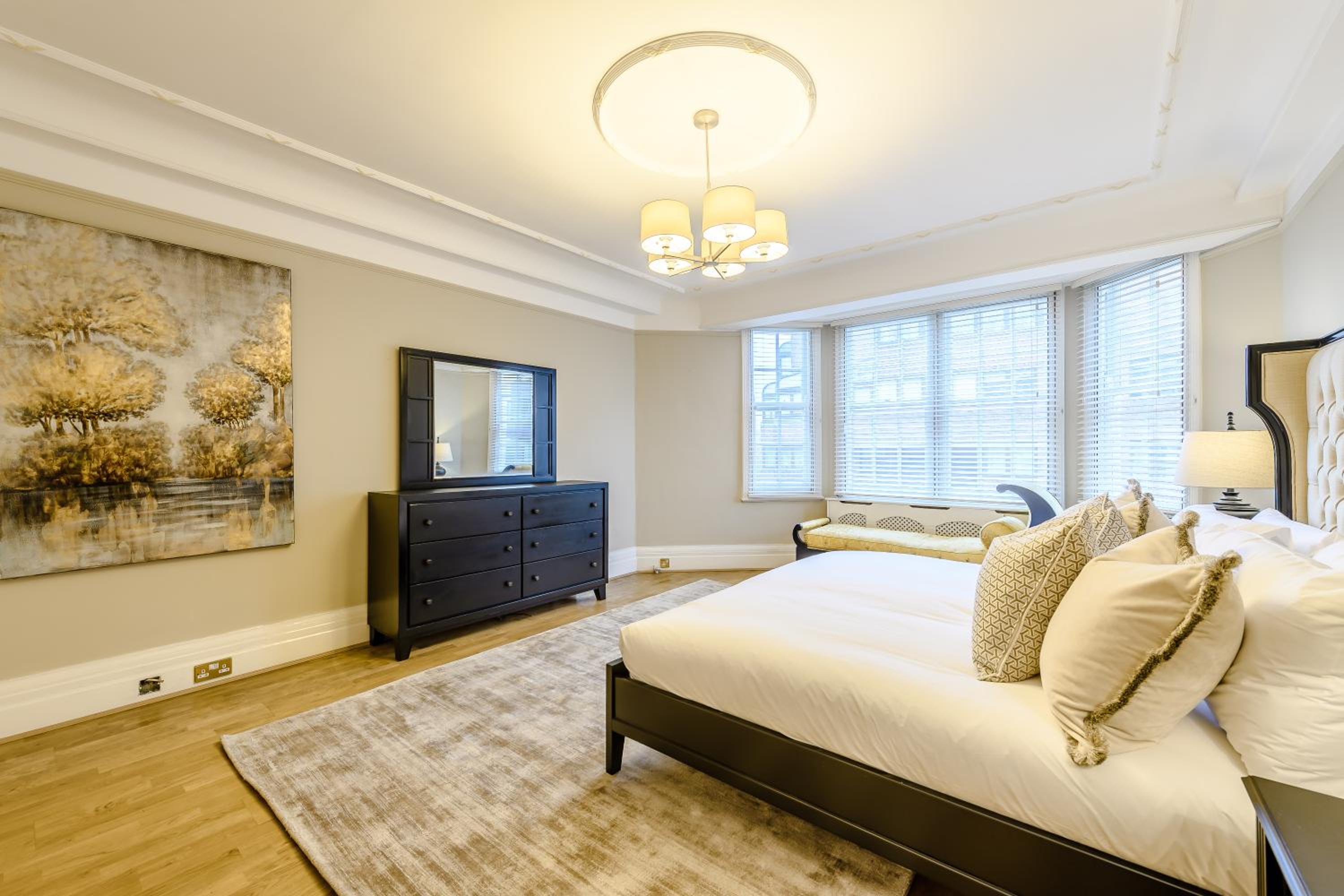 Strathmore Court Apartments