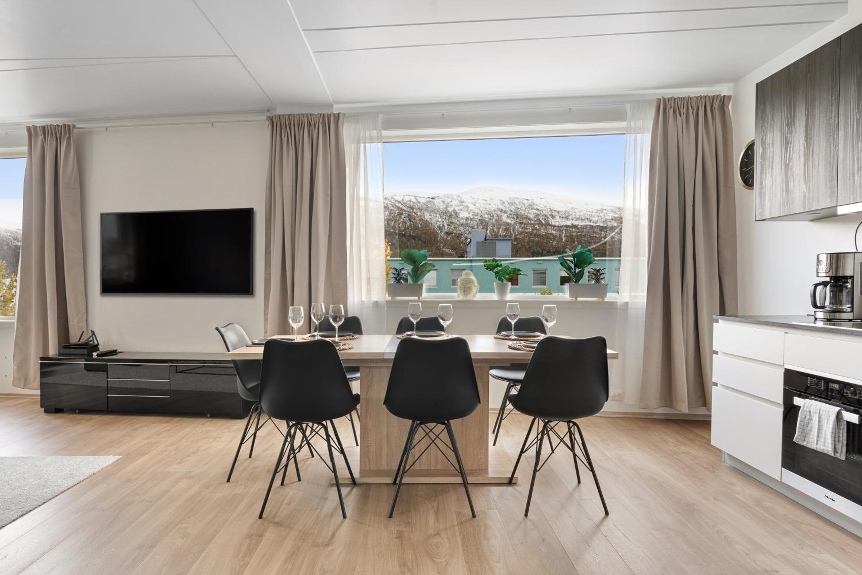 Hotel Arctic Homes - Premium Tromsø Residence - Image 1