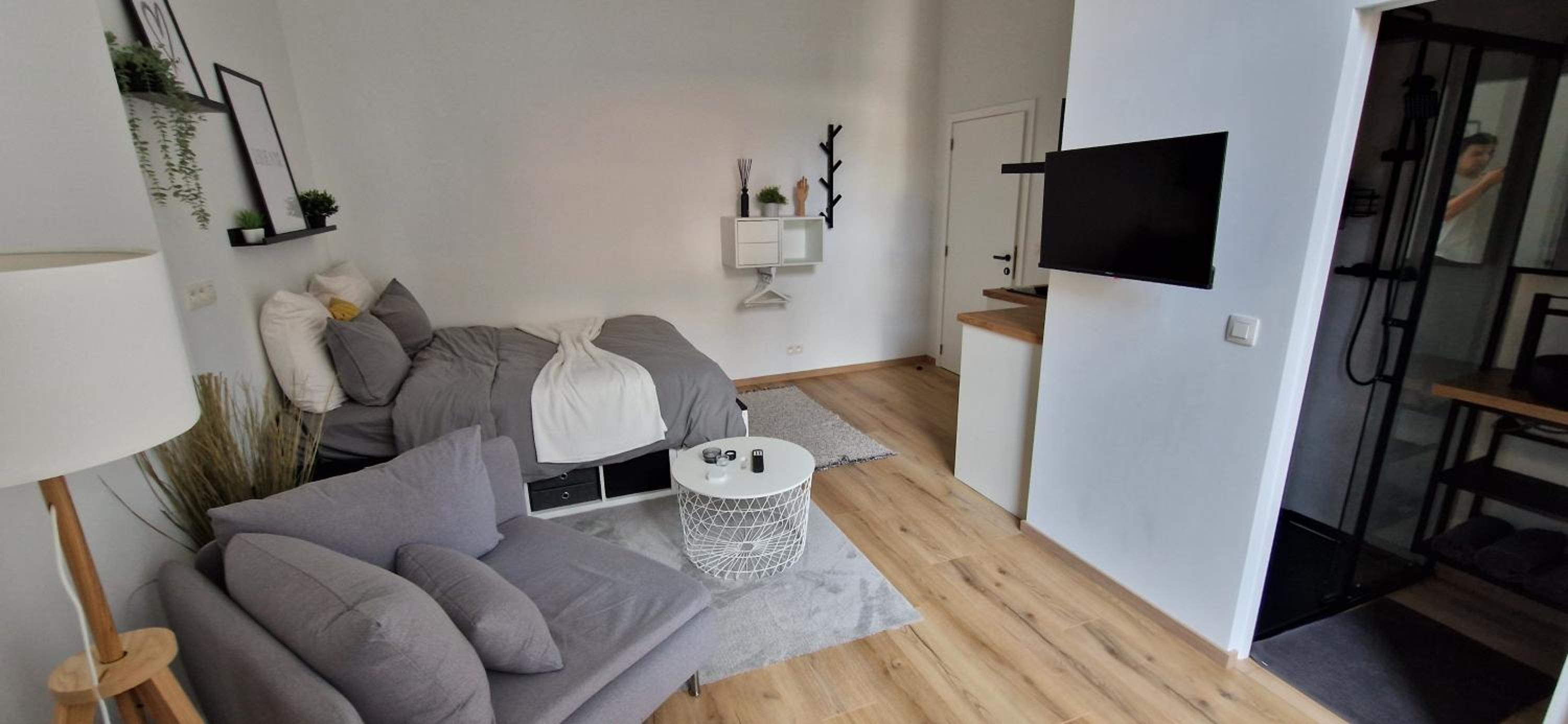Charleroi Cozy Home