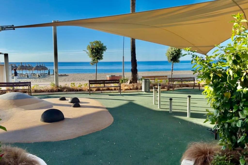 Primera linea de playa Apartamento ELENI