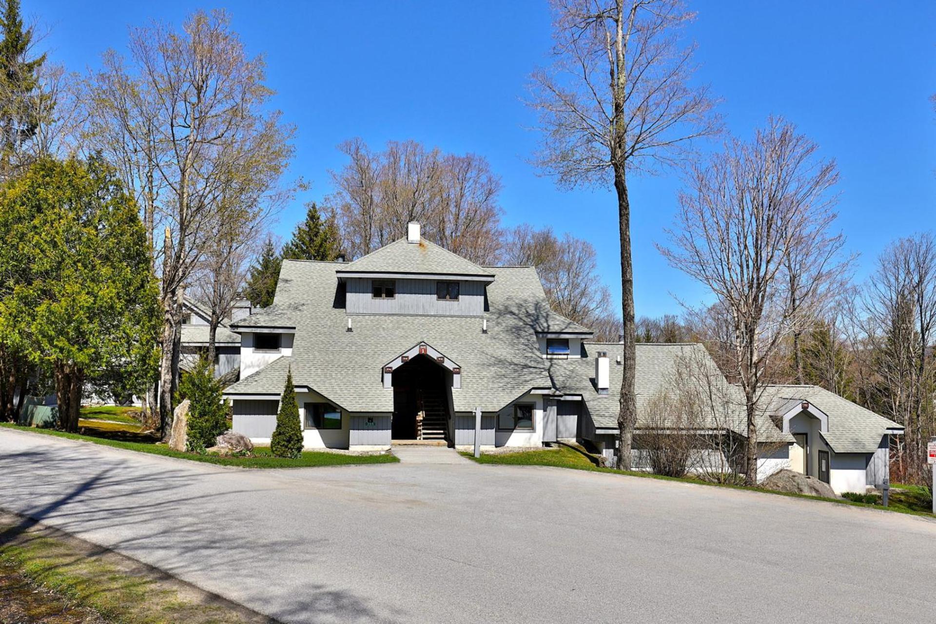 Gorgeous 2BR, 2BA Woods Condo V5 - Pool, Hot Tub, Spa, Tennis, Gym