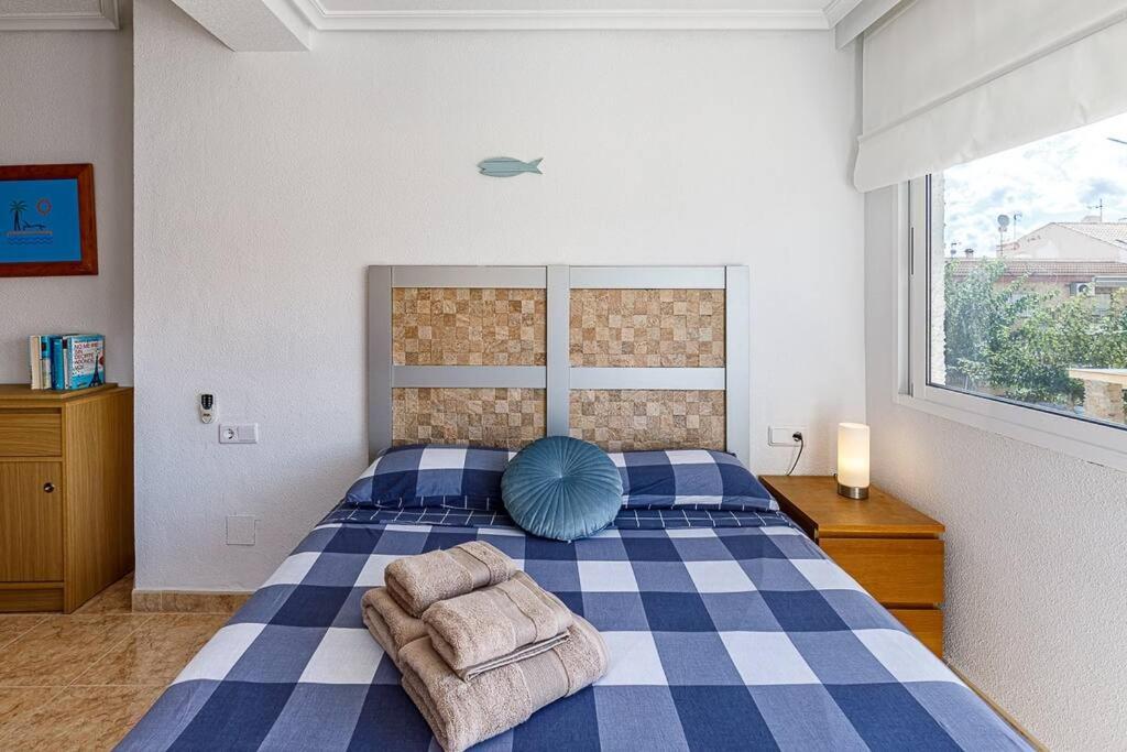 Rocamar HHH con piscina privada a 120m de la playa 10 Pax view 2