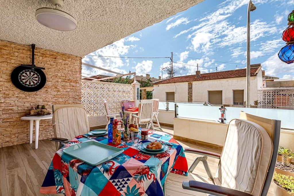Rocamar HHH con piscina privada a 120m de la playa 10 Pax view 3