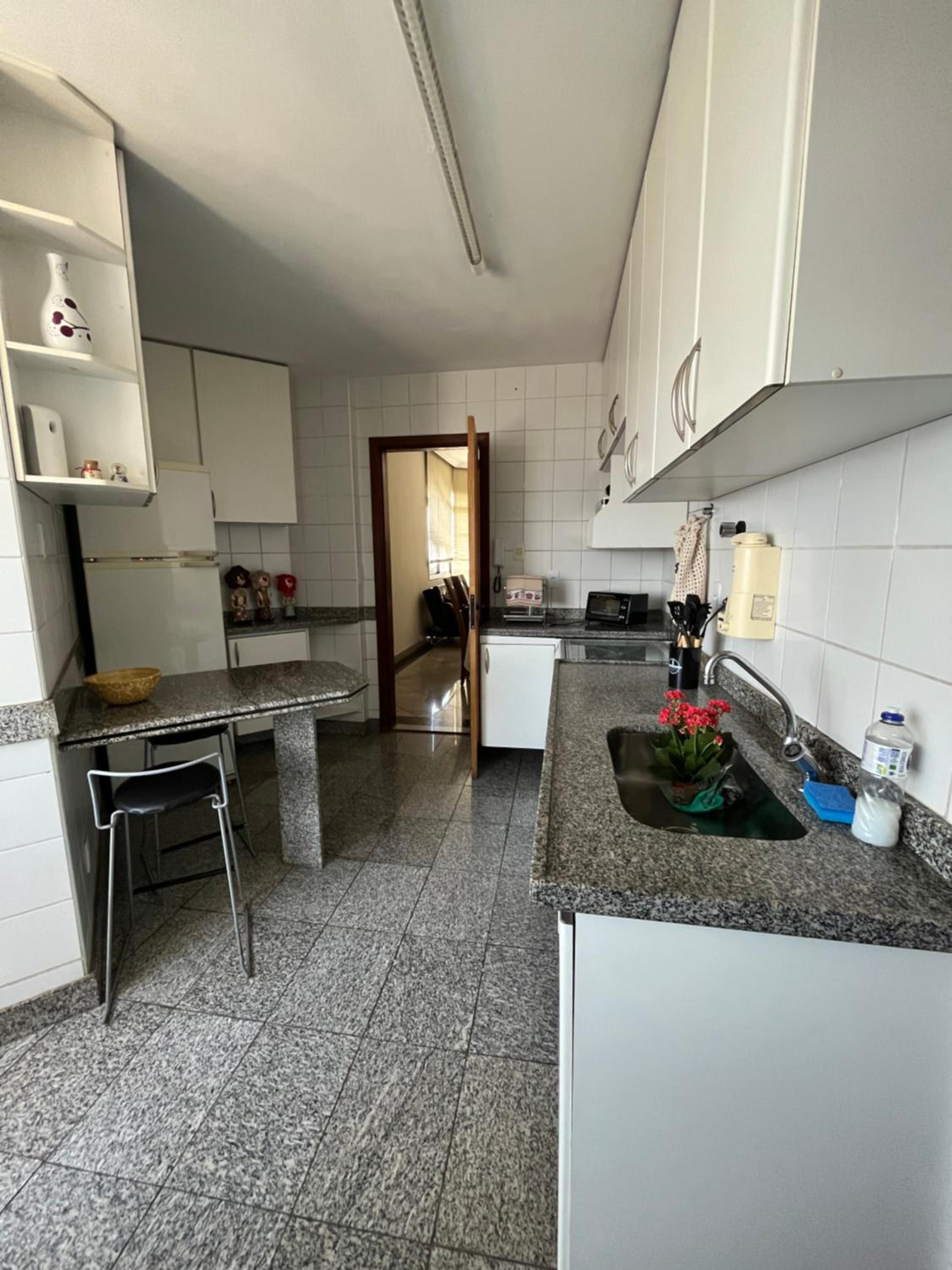 Apartamento 3 quartos na savassi