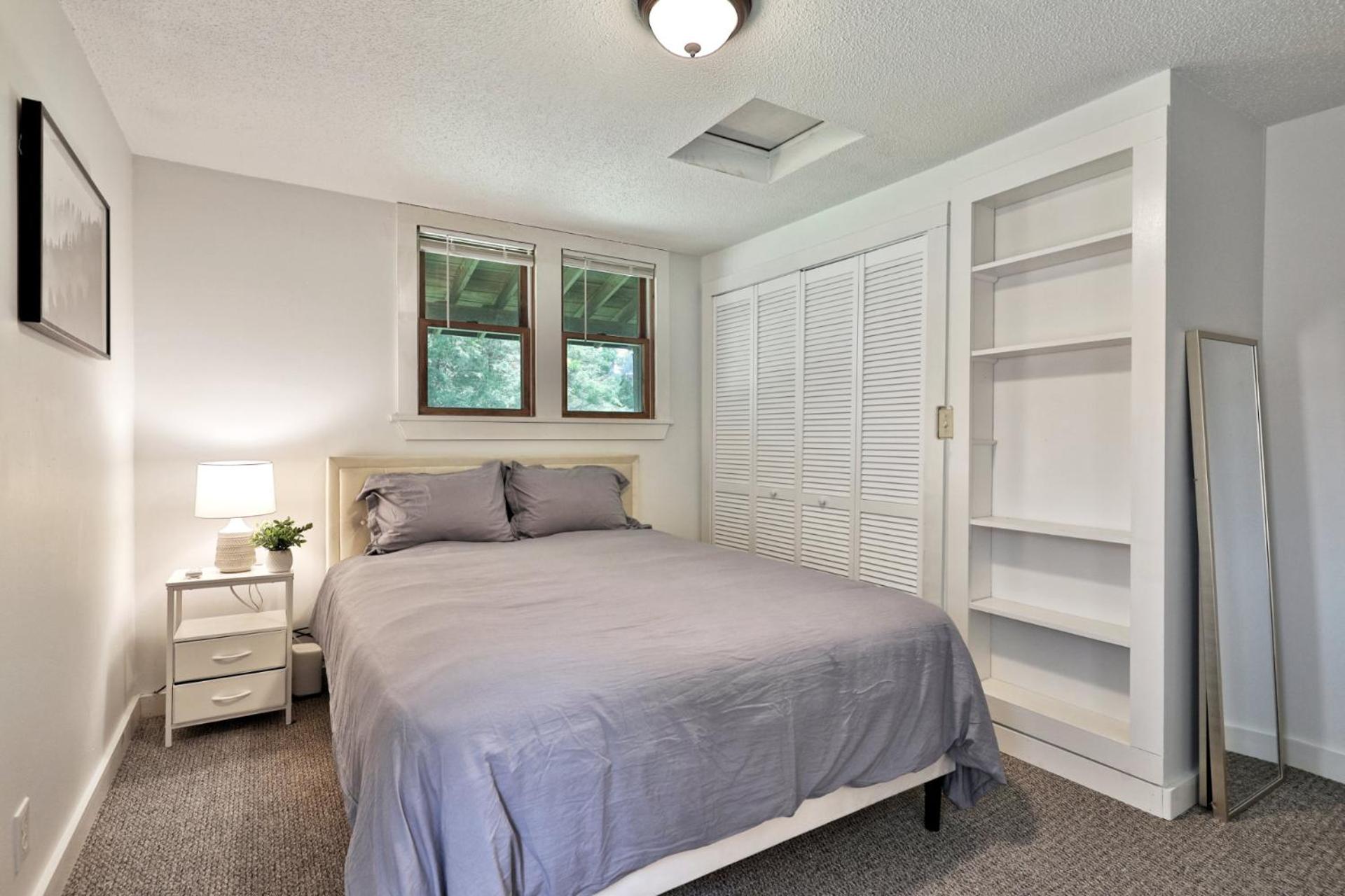 The Mendon Cottage - Charming Vermont Home Close to Pico, Ski Rental Deals!