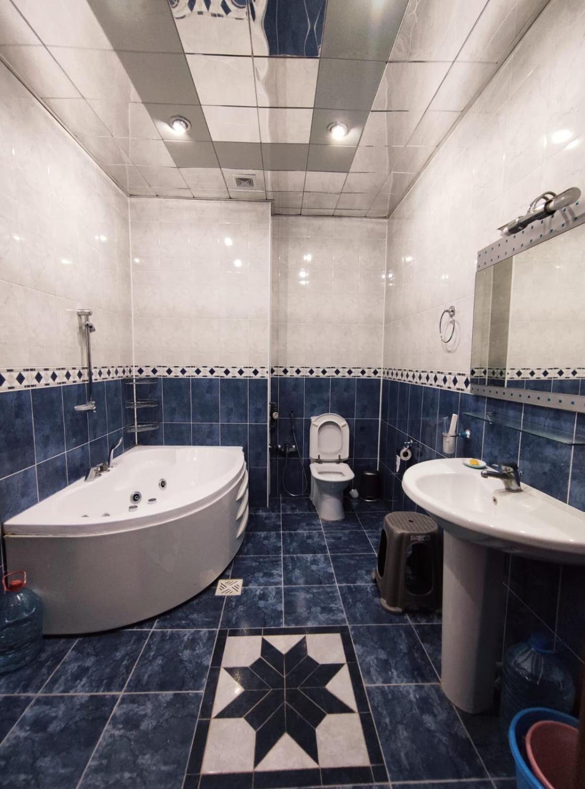 Spacious and Comfortable 3-Room Apartment ,Prime Central Location