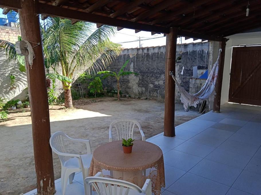 casa com 3 quartos com piscina com hidromassagem