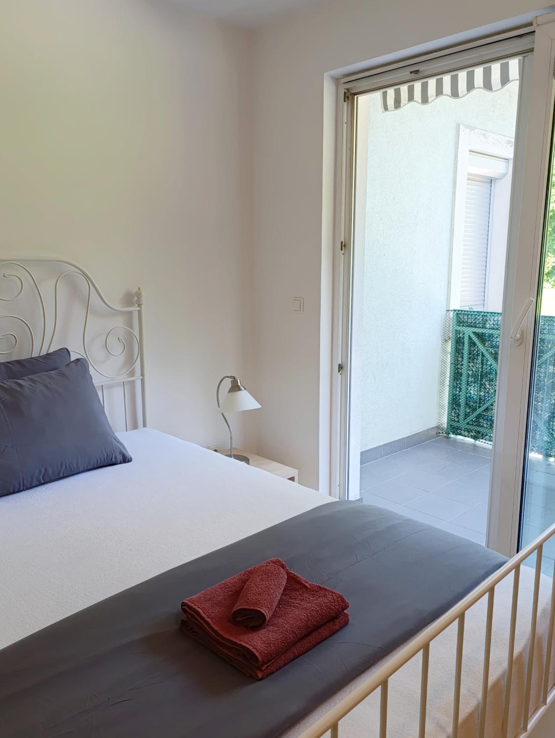 Cozy and affordable apartment! view 5