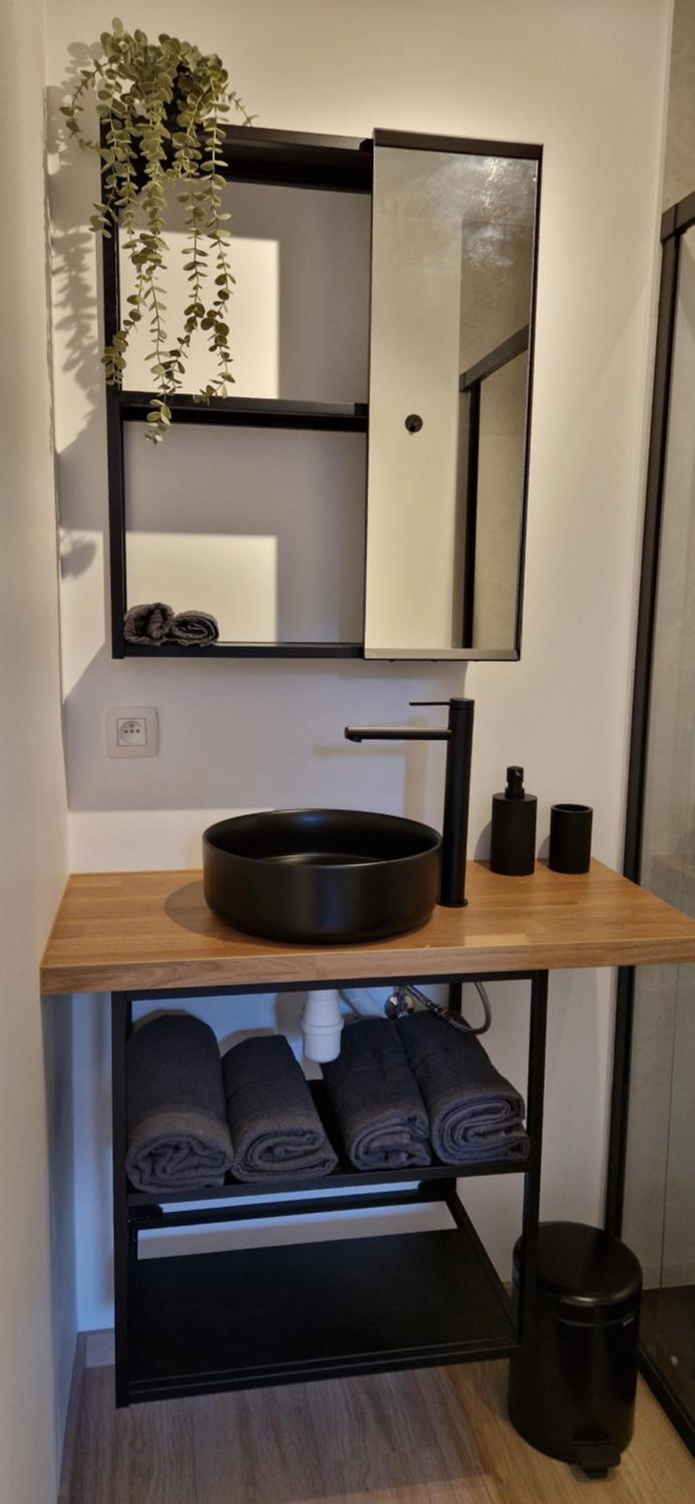 Charleroi Cozy Home