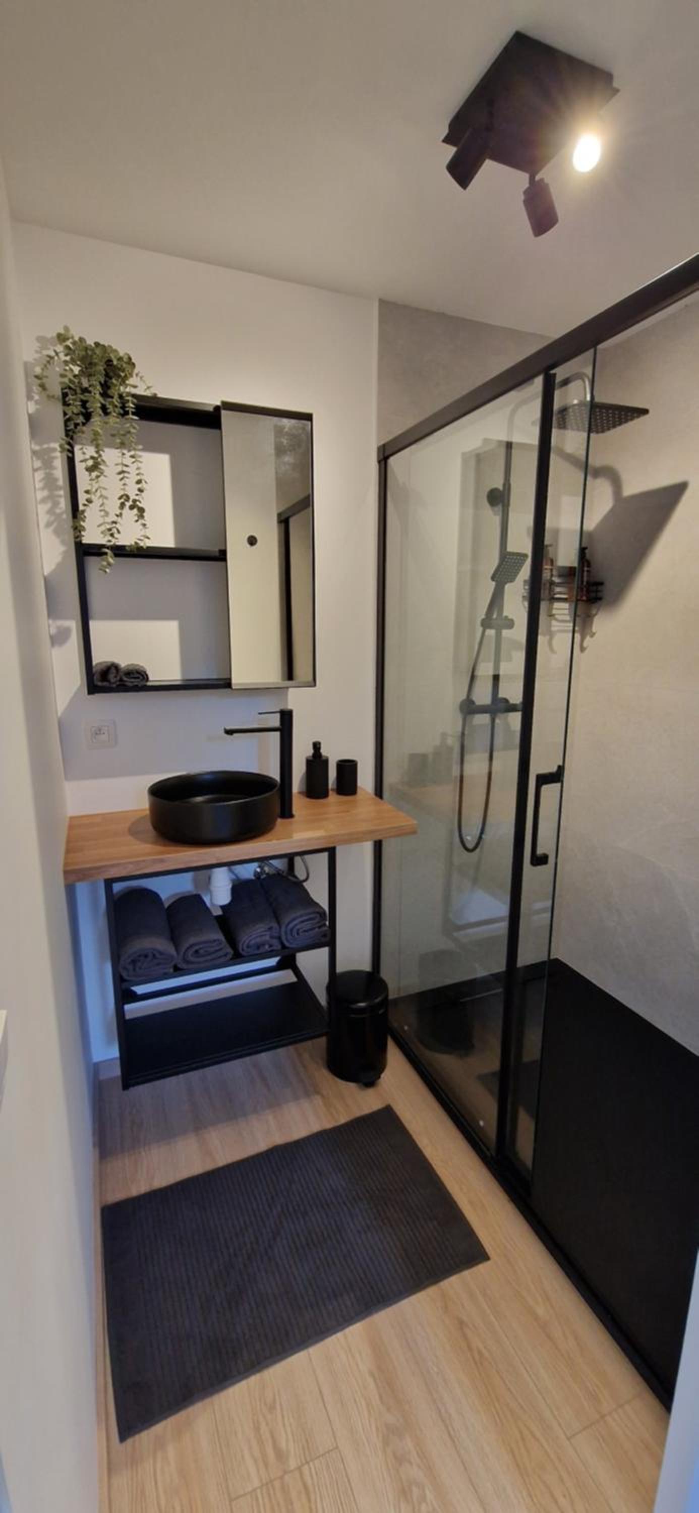 Charleroi Cozy Home