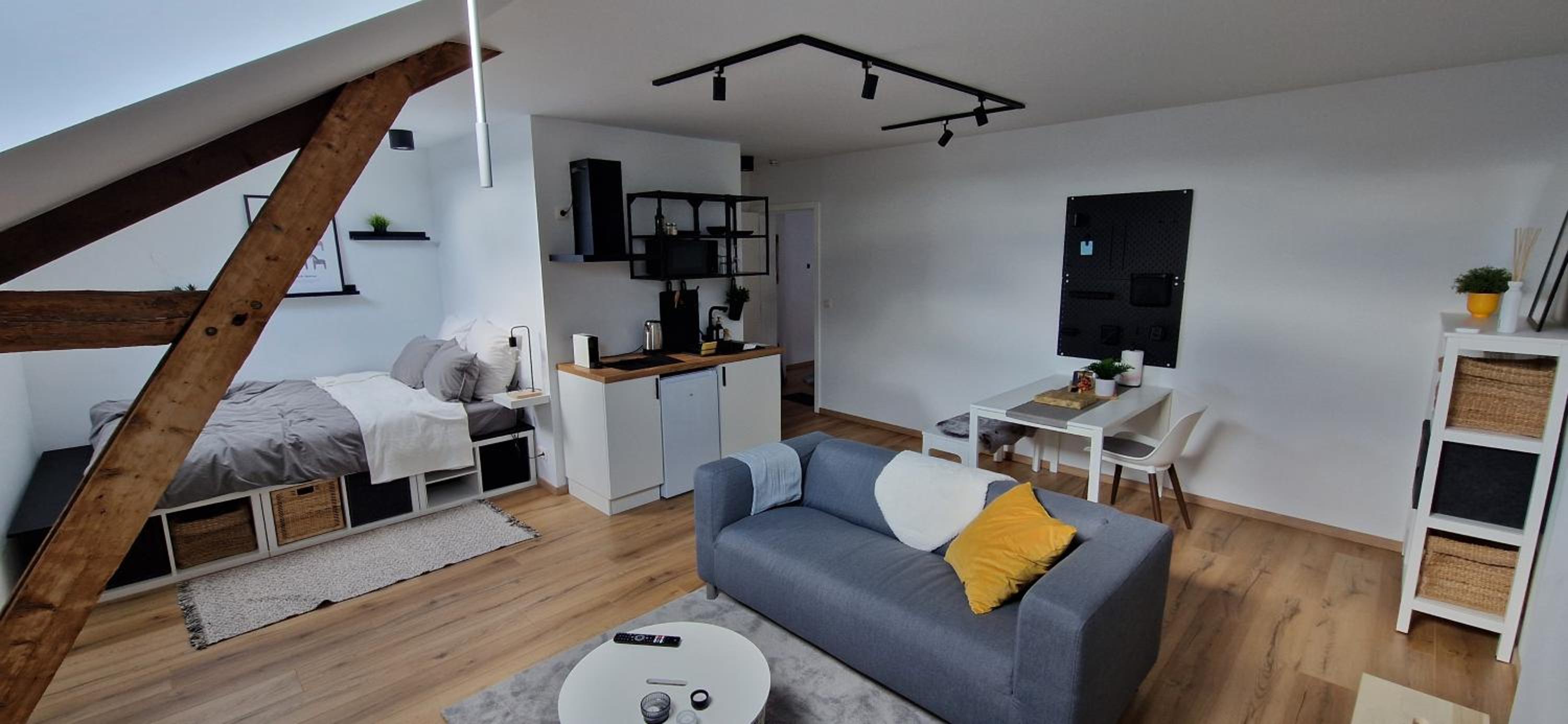 Charleroi Cozy Home